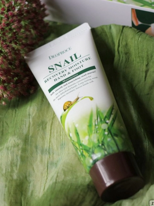 Snail Recovery Moisture - Корейский крем для рук и ног с муцином улитки