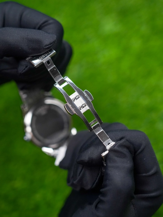 Мужские наручные часы QUARTZ в современном стиле - WatchHouse_UZB