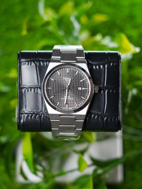 Мужские наручные часы QUARTZ в современном стиле - WatchHouse_UZB