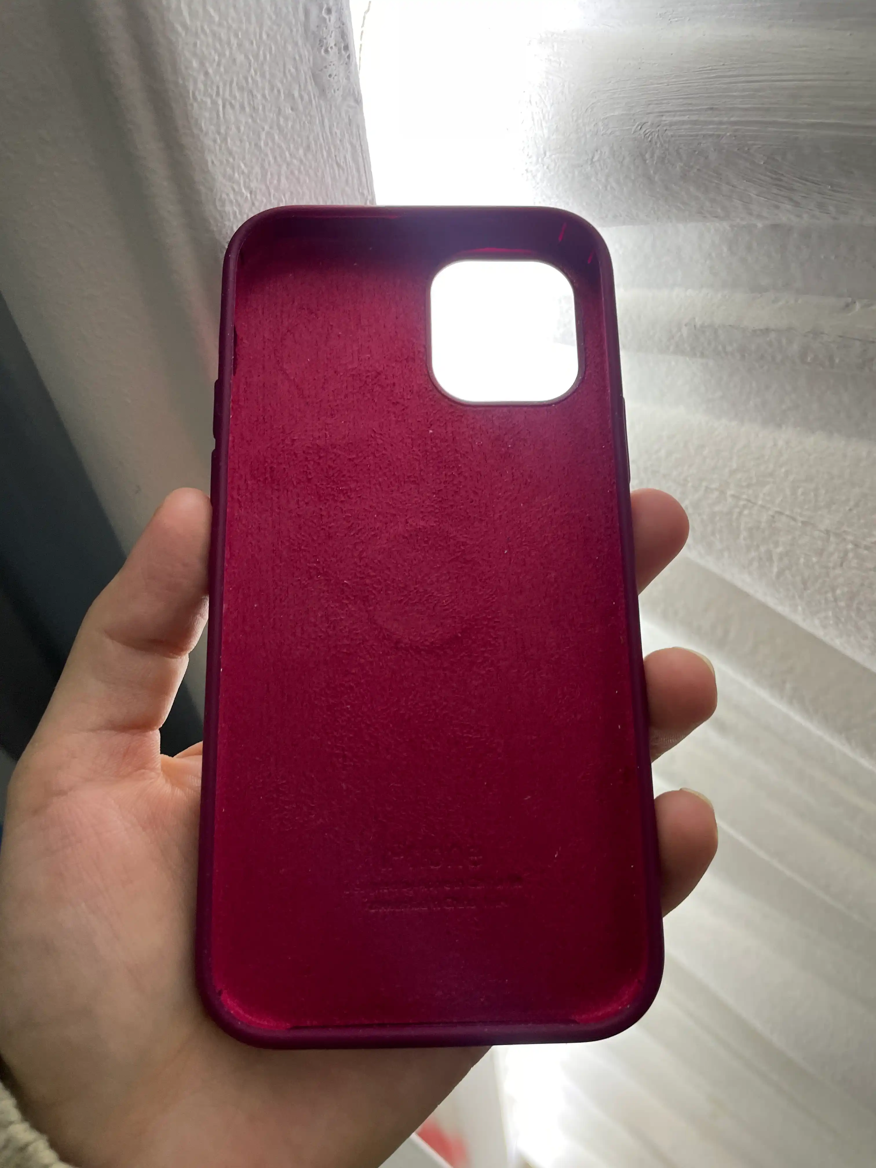 Чехол силиконовый для смартфона iPhone 12, 13, 14, 15, 16 Pro, Pro Max, с закрытым низом