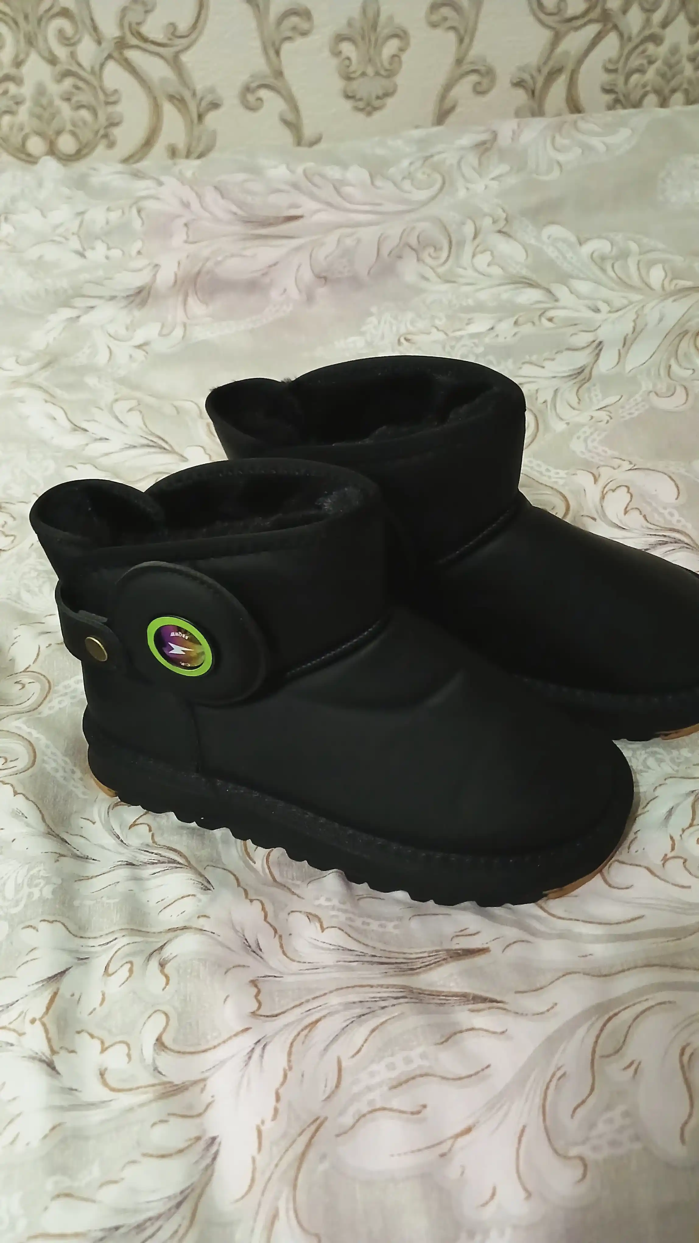 Qadamcha Shoes – Bolalar uchun qishki uggilar / etiklar