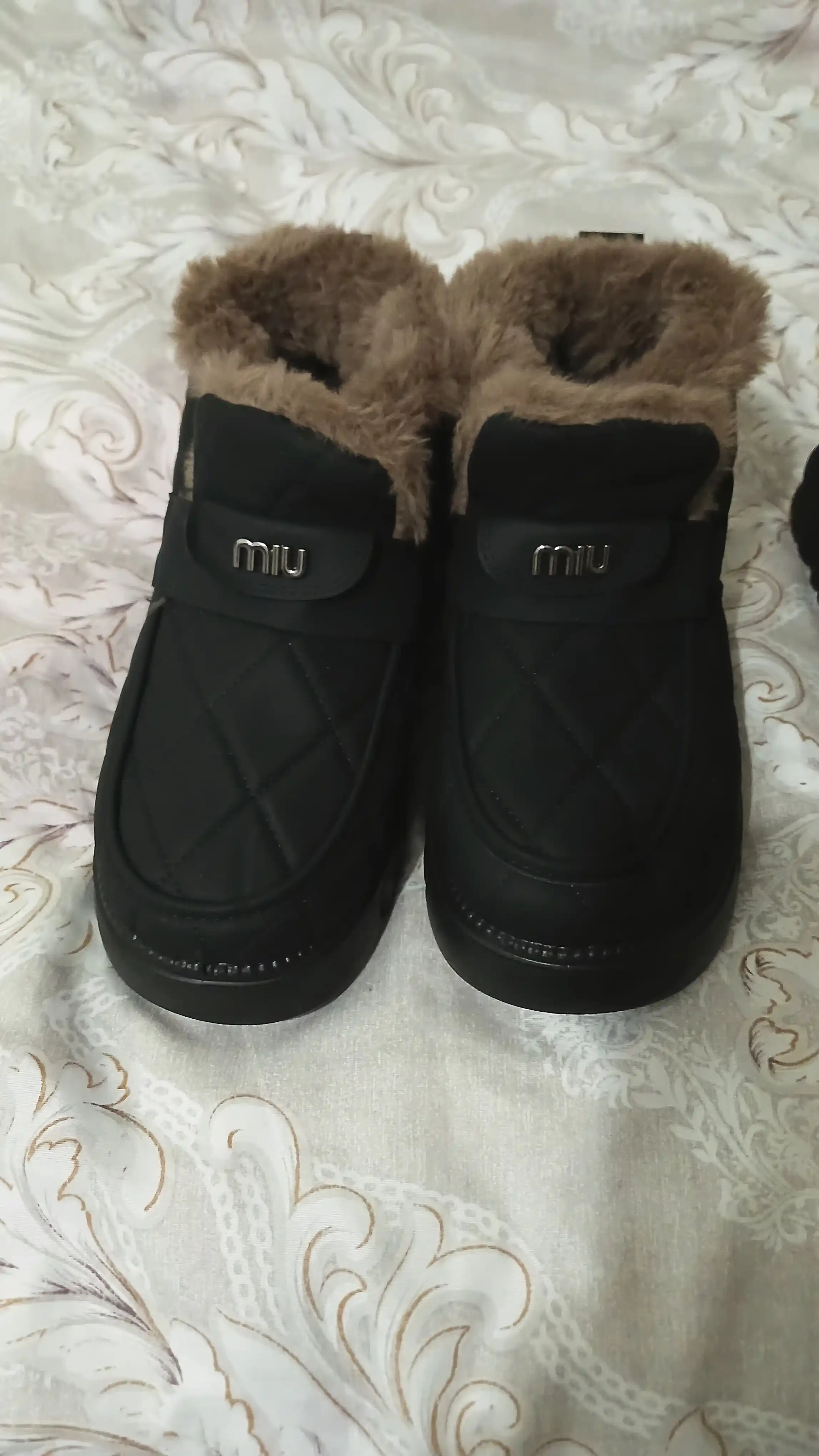 Ayollar yarim etiklari, qishki, mo‘ynali, 36-40