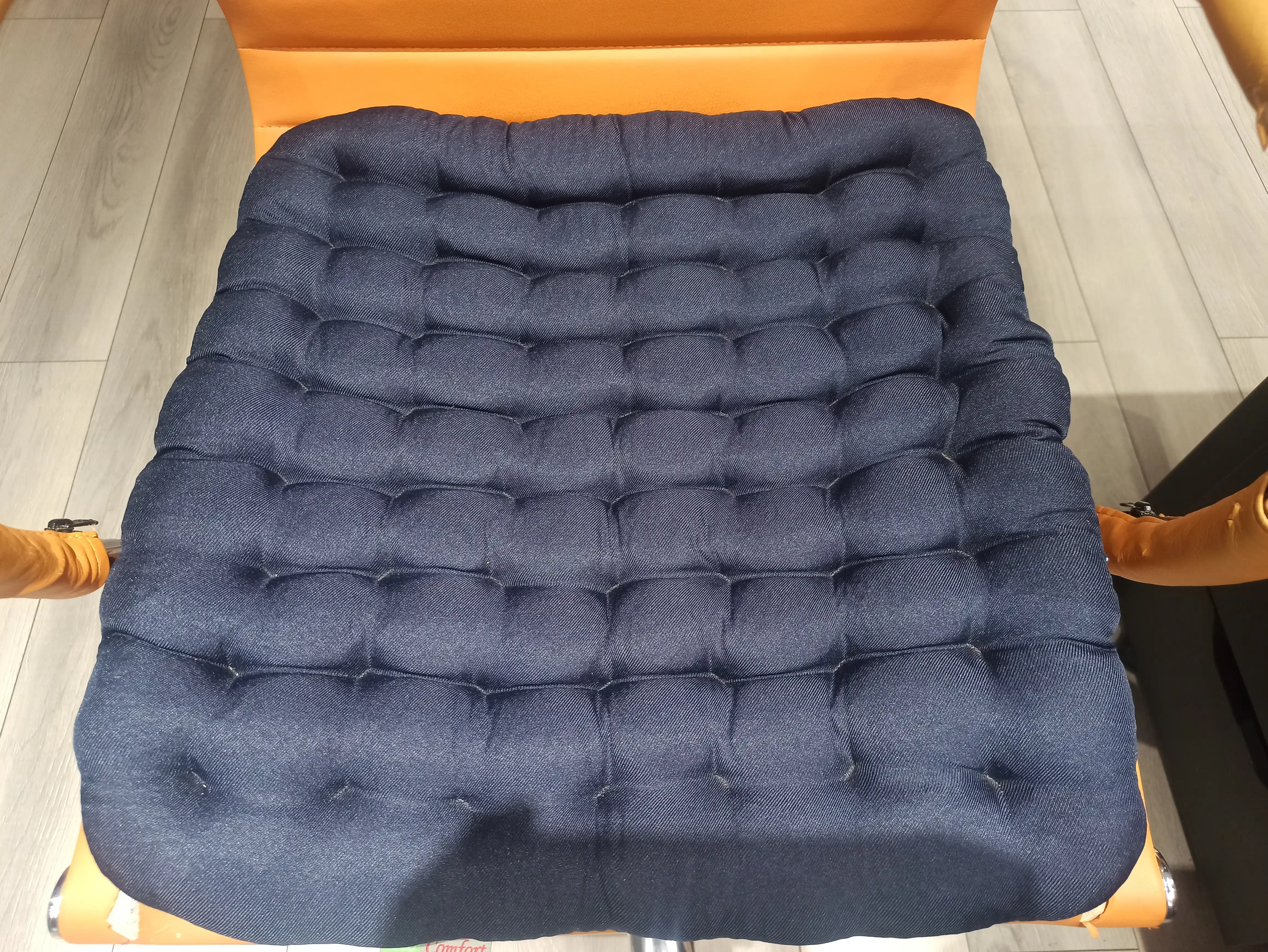Avtomobil o'rindiqlari uchun bel yostiqlari, Ecomfort
