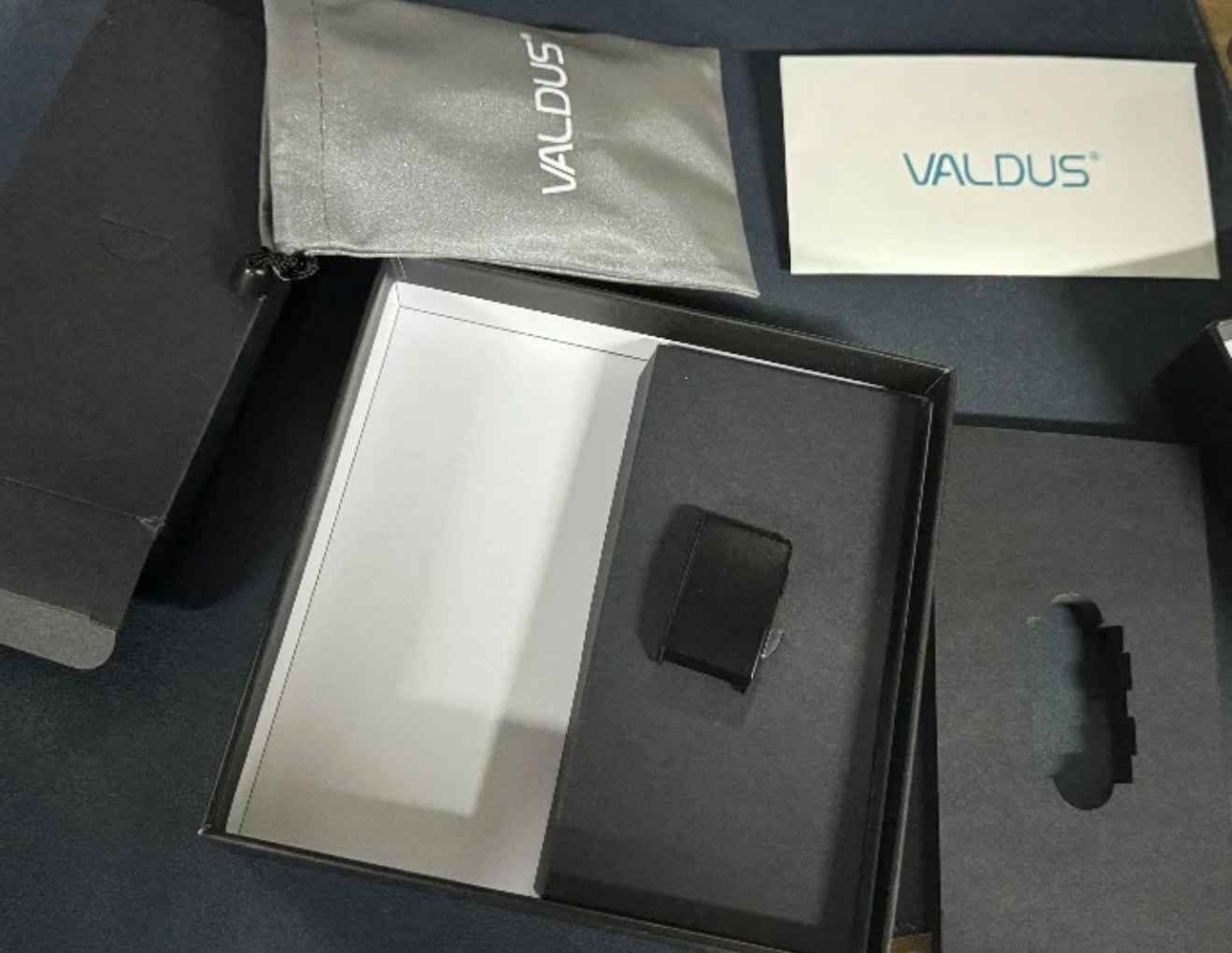 Фитнес-браслет VALDUS 2025 VITRO