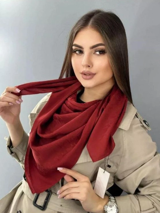 Платок для девушек и женщин, в разных цветах, размер 90×90 см