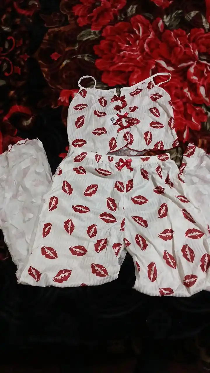 Ayollar ichki kiyimlari, ayollar tungi kiyimlari, ayollar penyuari, pijama, byustgalteri