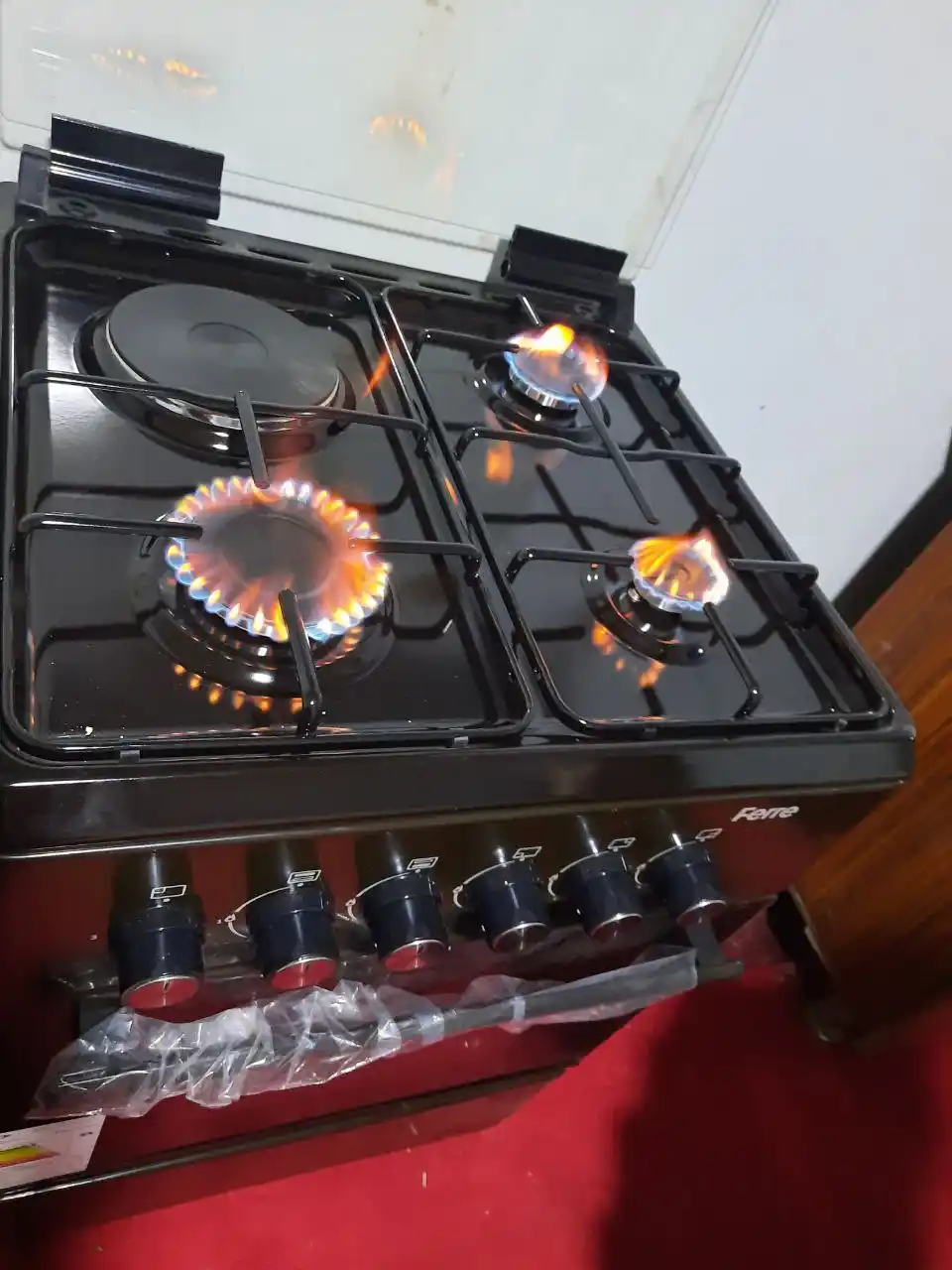 Газовая плита Ferre LP 60G 31 DB 22 F, 3 газовые и 1 электрическая конфорка