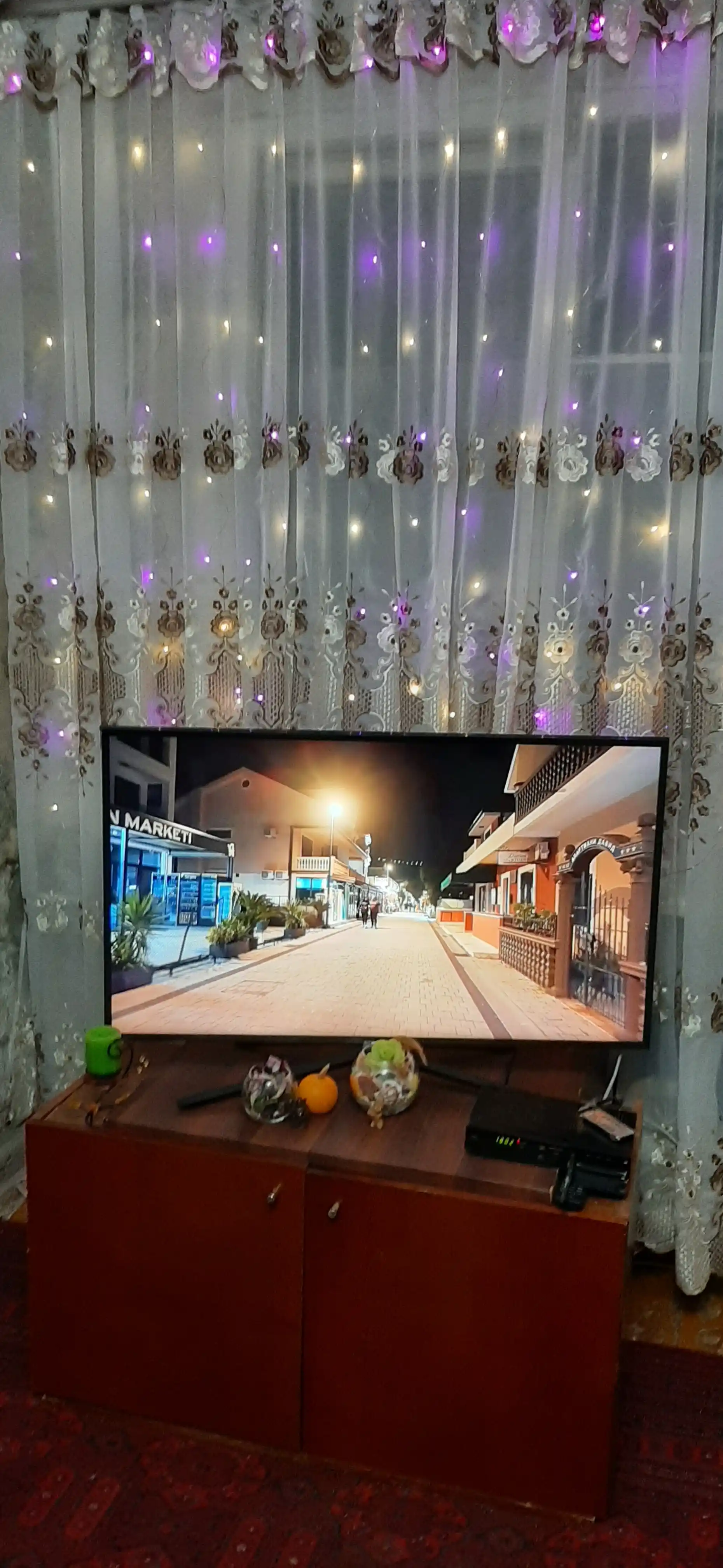 Derazadagi yangi yil shudring tomchisi, gulchambar pardasi, pult bilan, 10 ilgak sovg'a