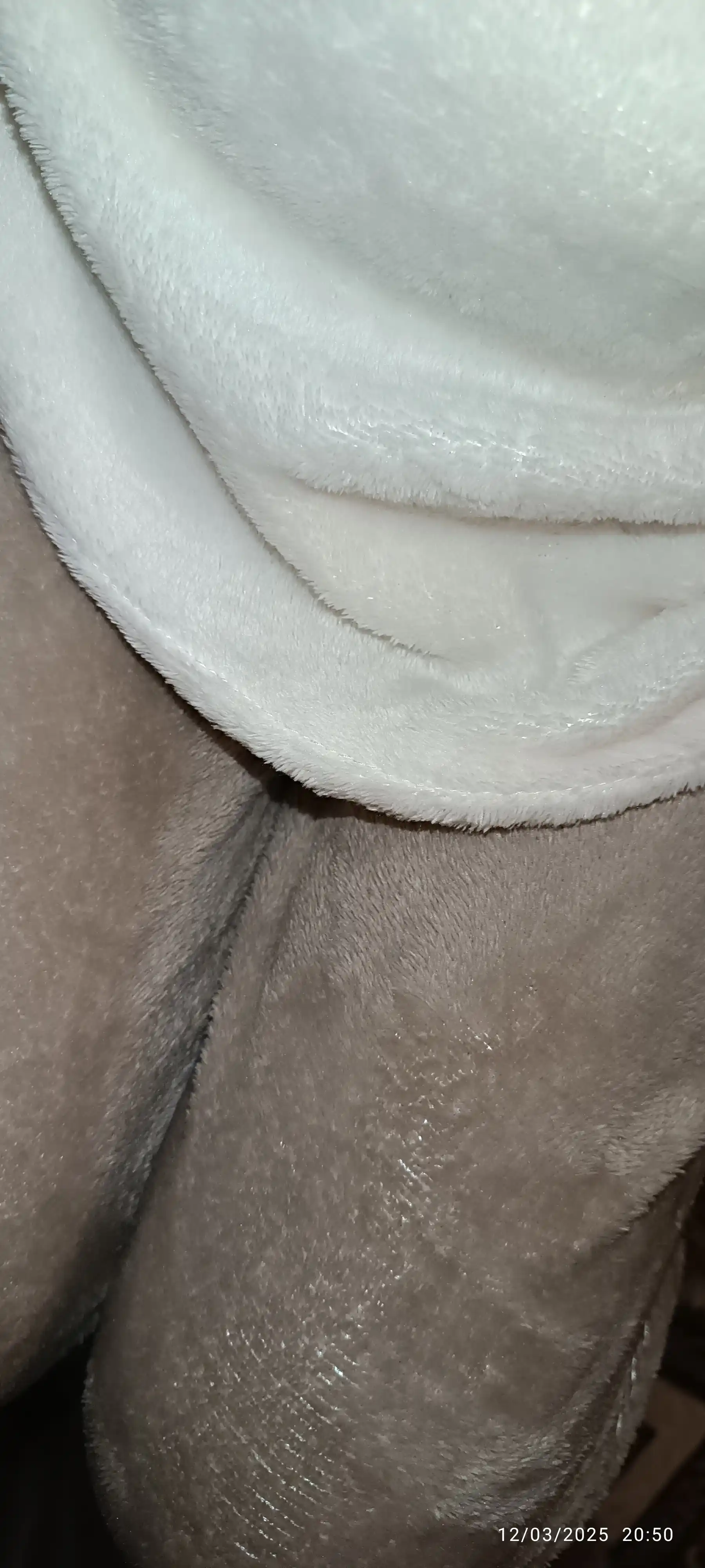 Ayollar momiq pijamasi