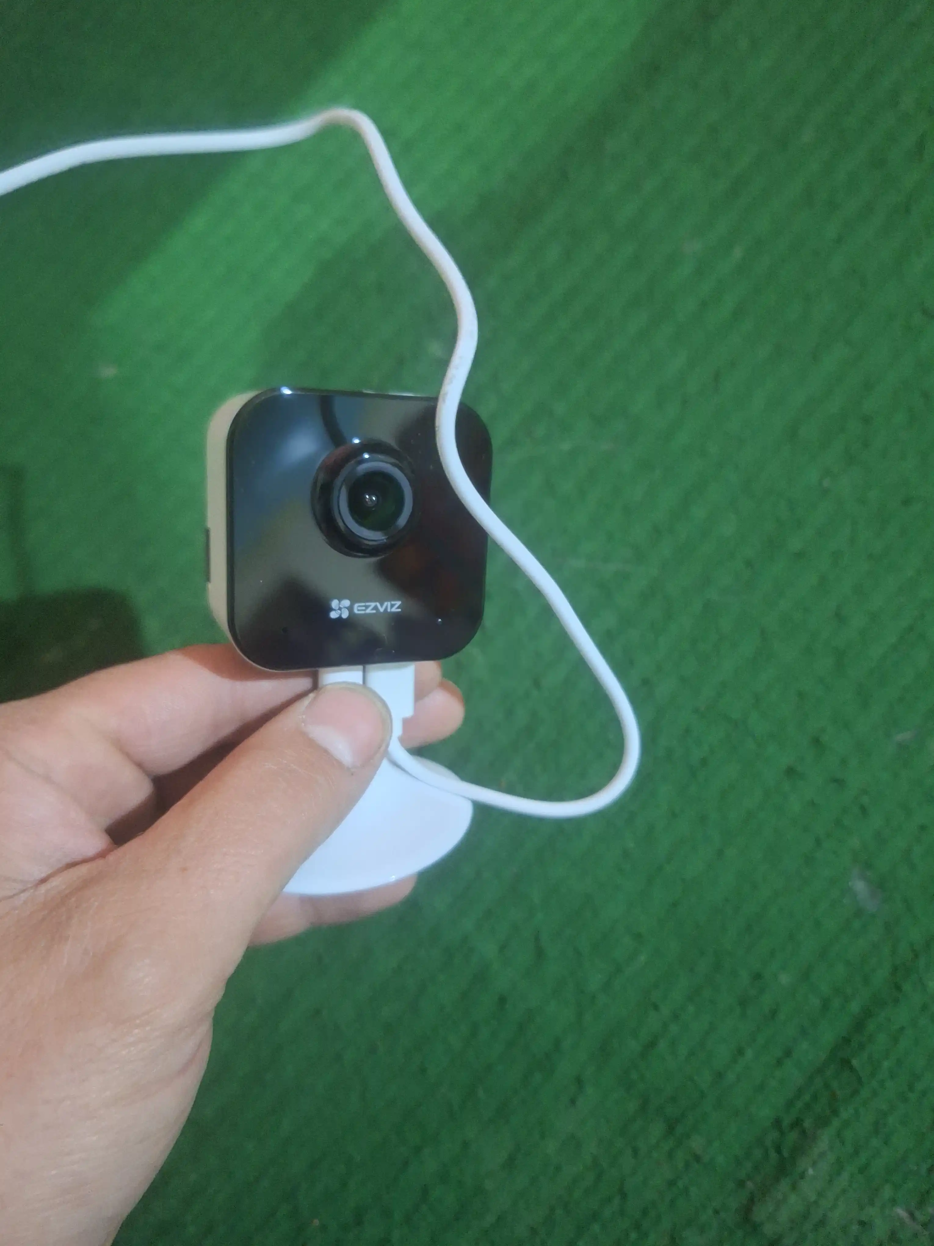 Умная Wi-Fi камера Ezviz H1c FullHD с детектором движения и ночным видением