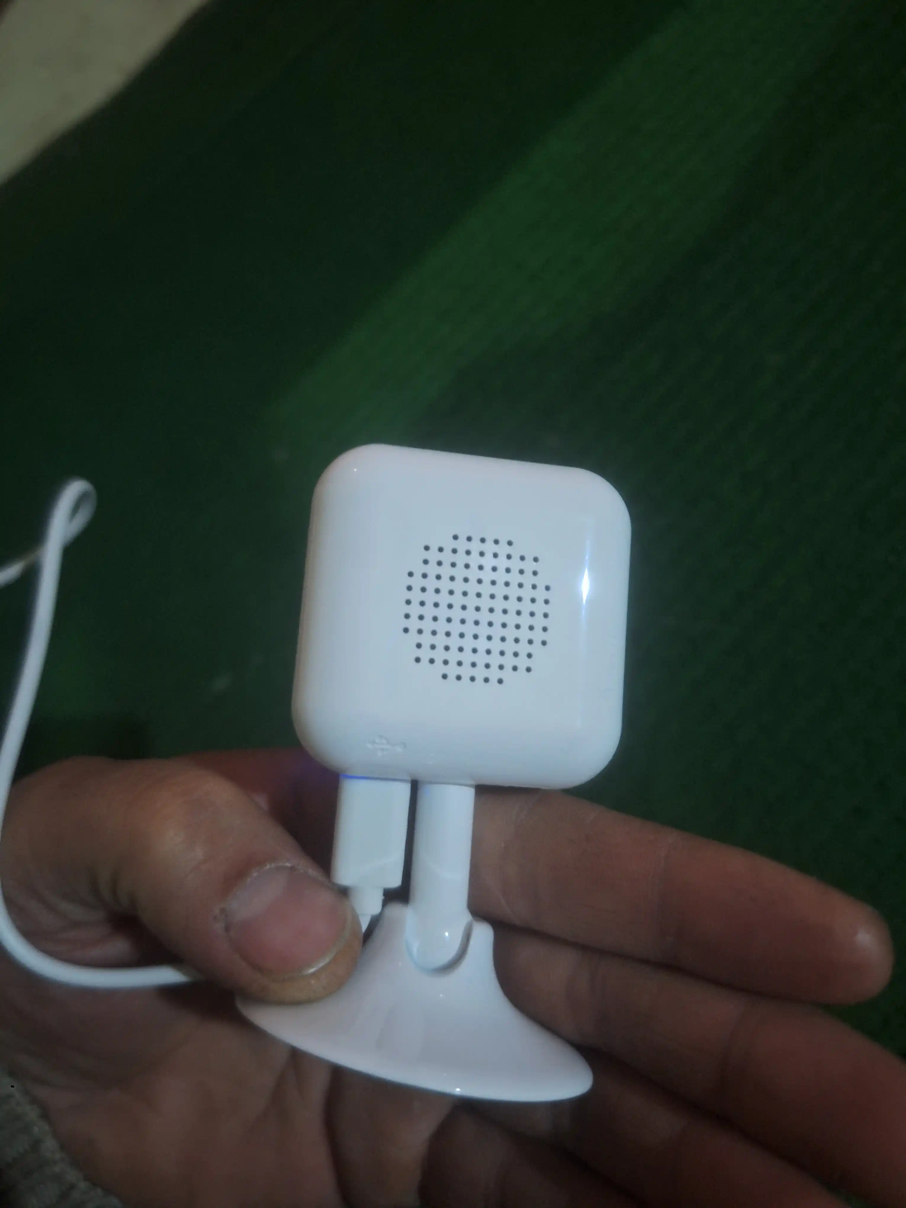 Умная Wi-Fi камера Ezviz H1c FullHD с детектором движения и ночным видением