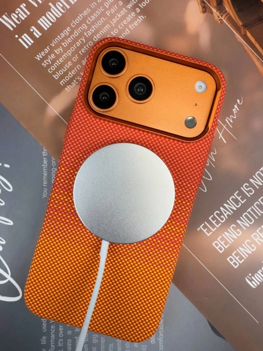 Karbon g'ilof iPhone, 13, 14, 15, 16, Pro, Pro Max uchun, qattiq