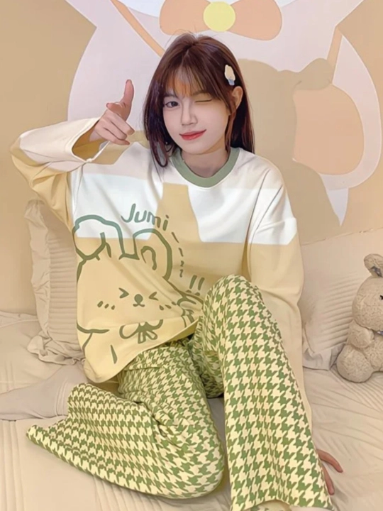 Ayollar va qizlar uchun pijama, ikki dona, ichki siynabandli, kofta va shimli, 2 tasi 1 da
