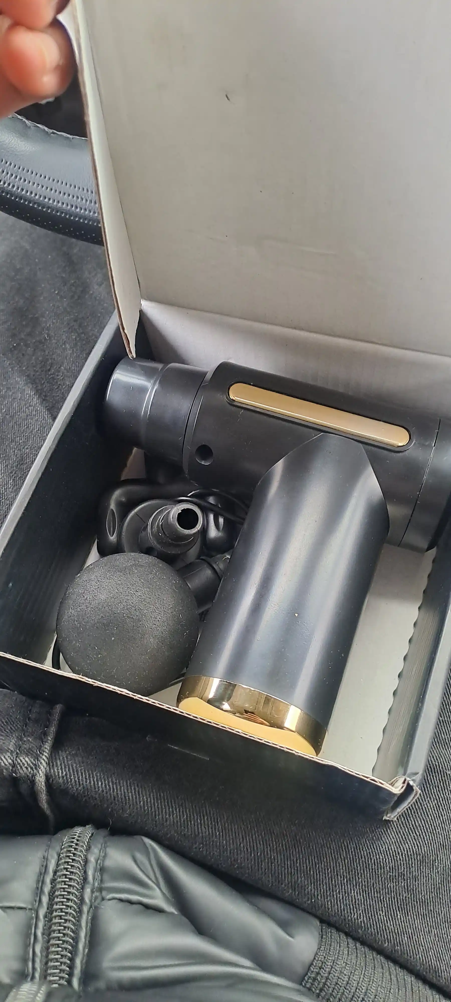 Massajor, pistolet bilan zarba berish, tana, orqa, bo‘yinni massaj qilish apparati