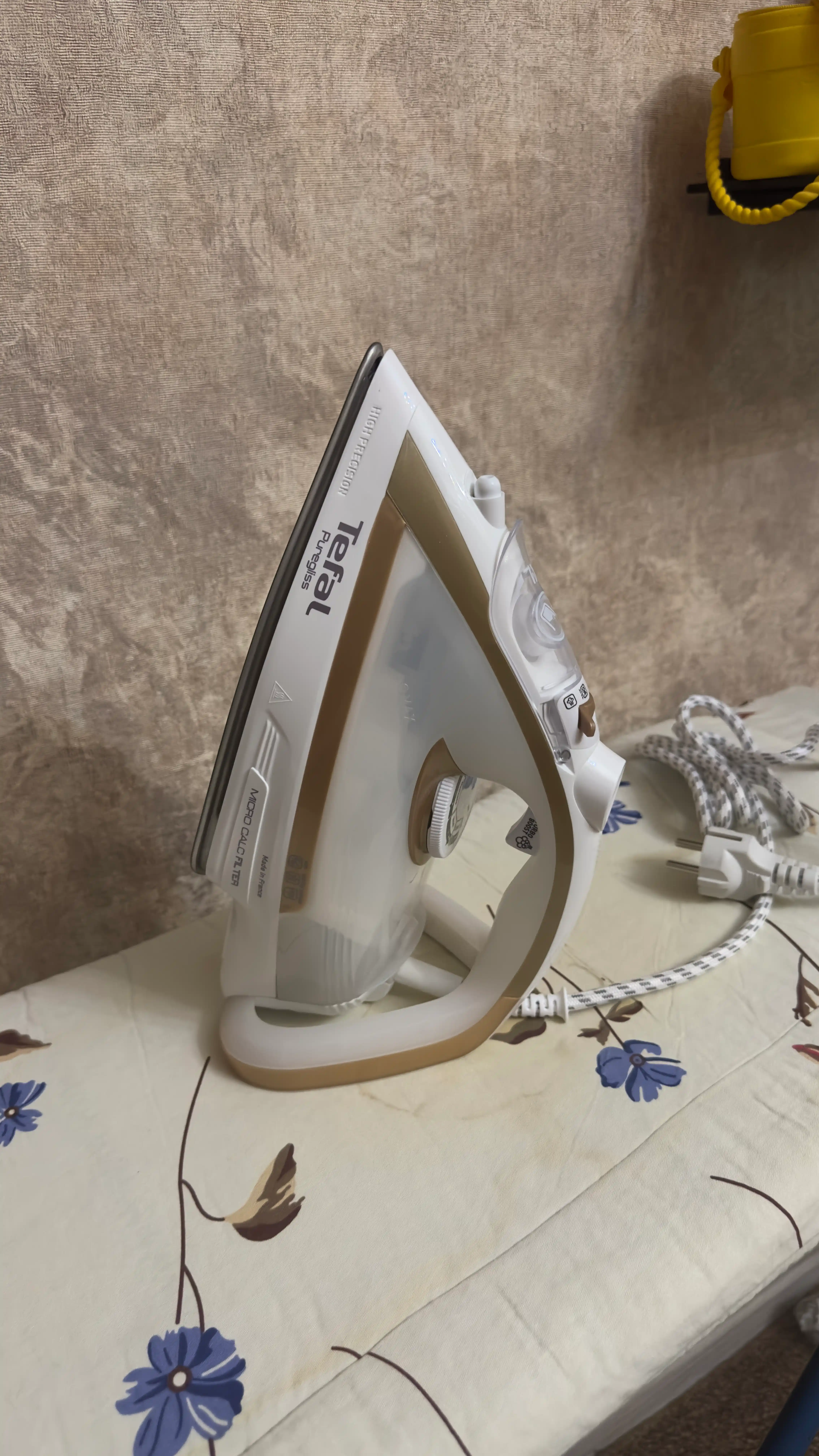 Утюг Tefal Puregliss FV8042E0