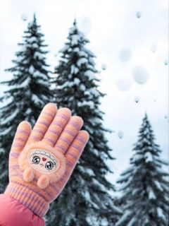 Кораллово-розовый