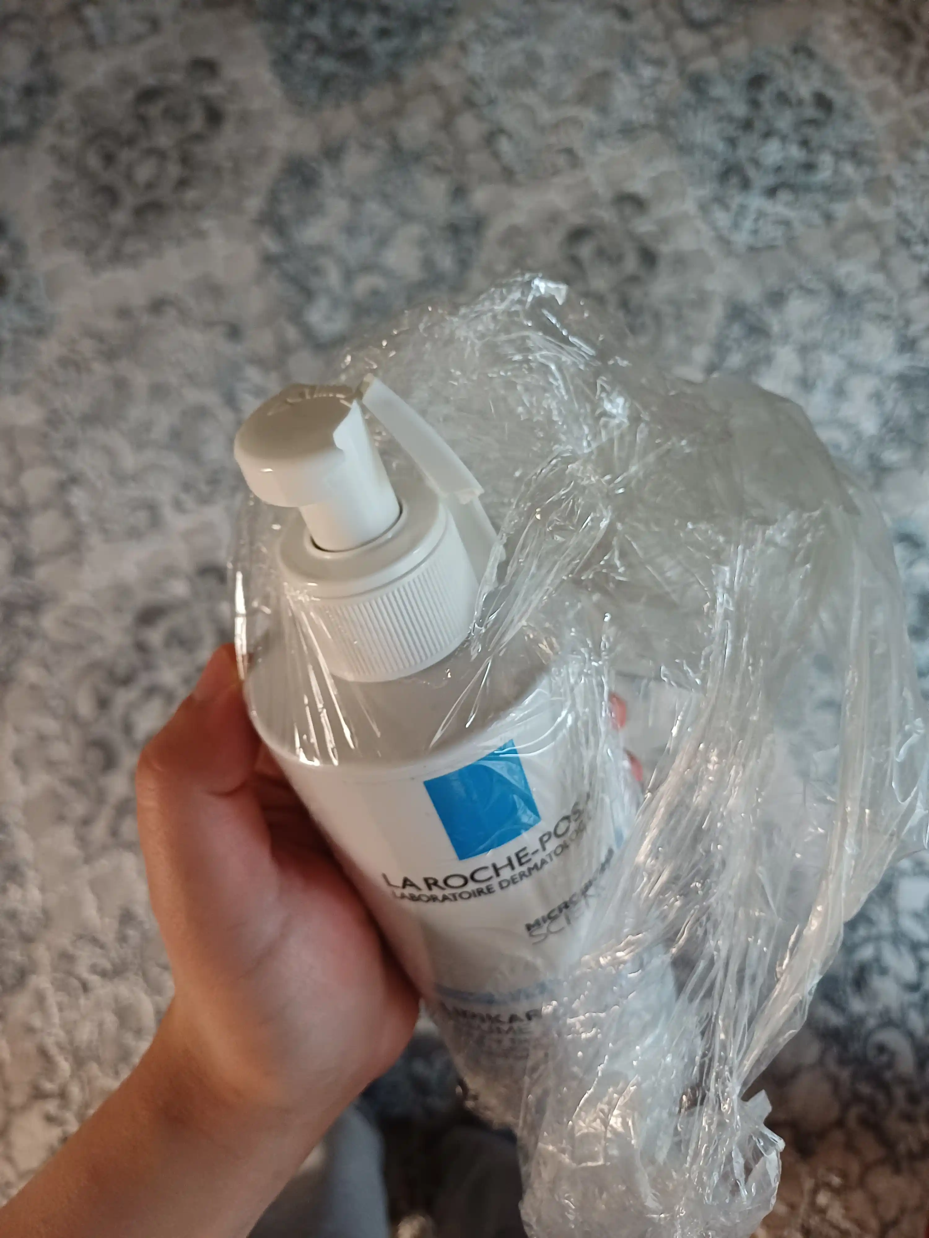 Lipitni to'ldiruvchi balzam LA ROCHE-POSAY LIPIKAR AP+M, yuz va tana uchun uch tomonlama harakat, 400 ml