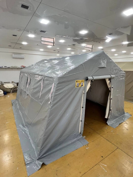 6 o‘rinli, PVC materialdan yasalgan chodir