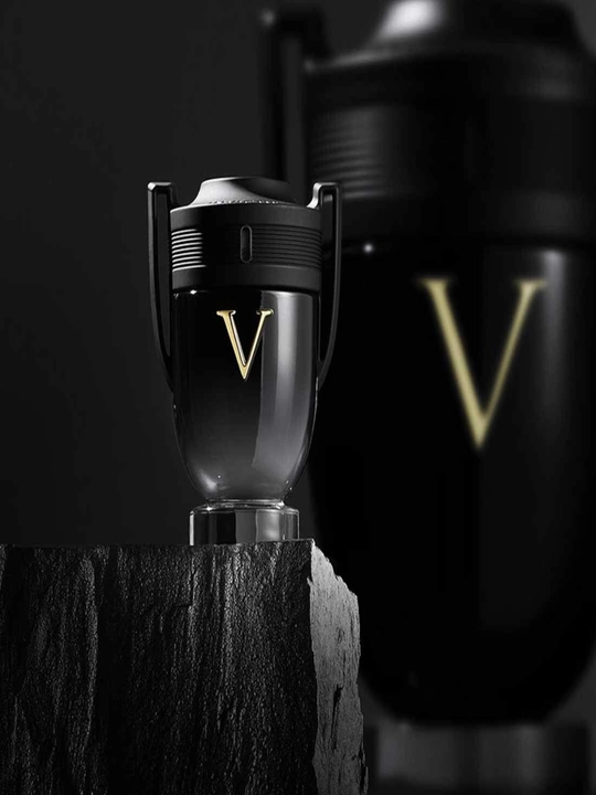 Xushbo'ylangan suv Paco Rabanne Invictus - 