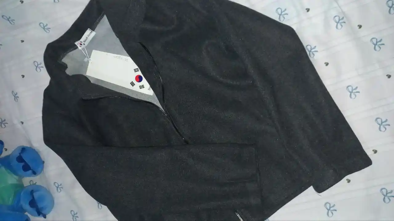 Kurtka, ayollar uchun kalta drap kurtka, zamokli, standart o‘lcham