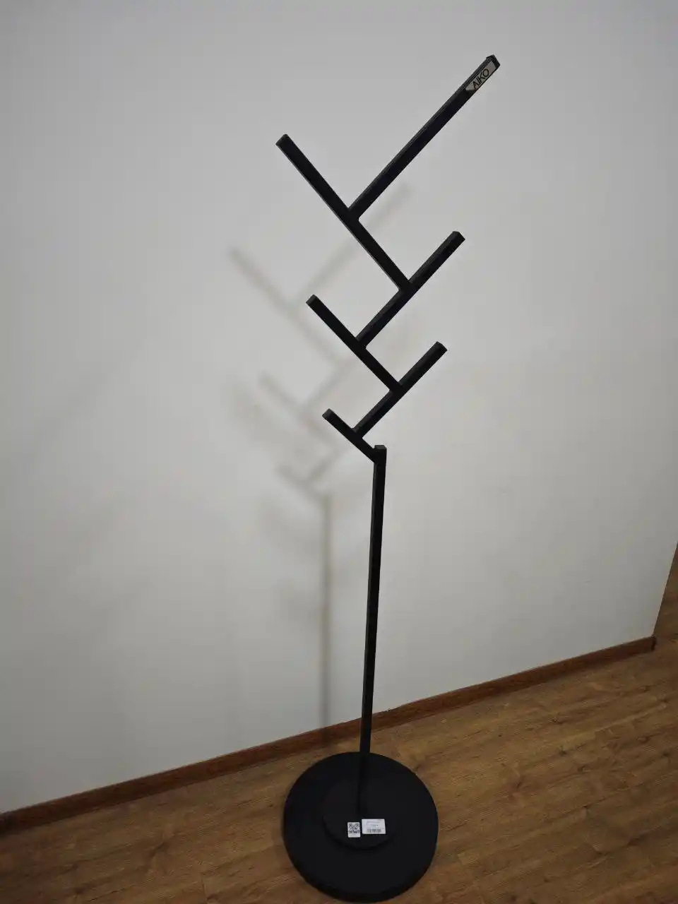 Kiyim ilgich AIKO Gru, metall, yuklama 50 kg gacha, veshalka