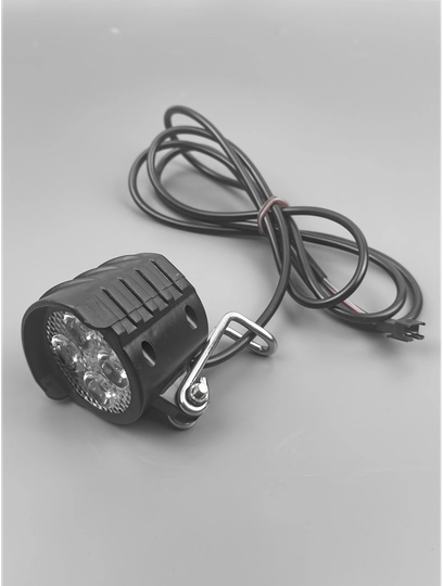 Светодиодная фара для скутера и мотоцикла – универсальная LED-прожектор 18 LED — MAXSCUT-FARA-ХРОМ