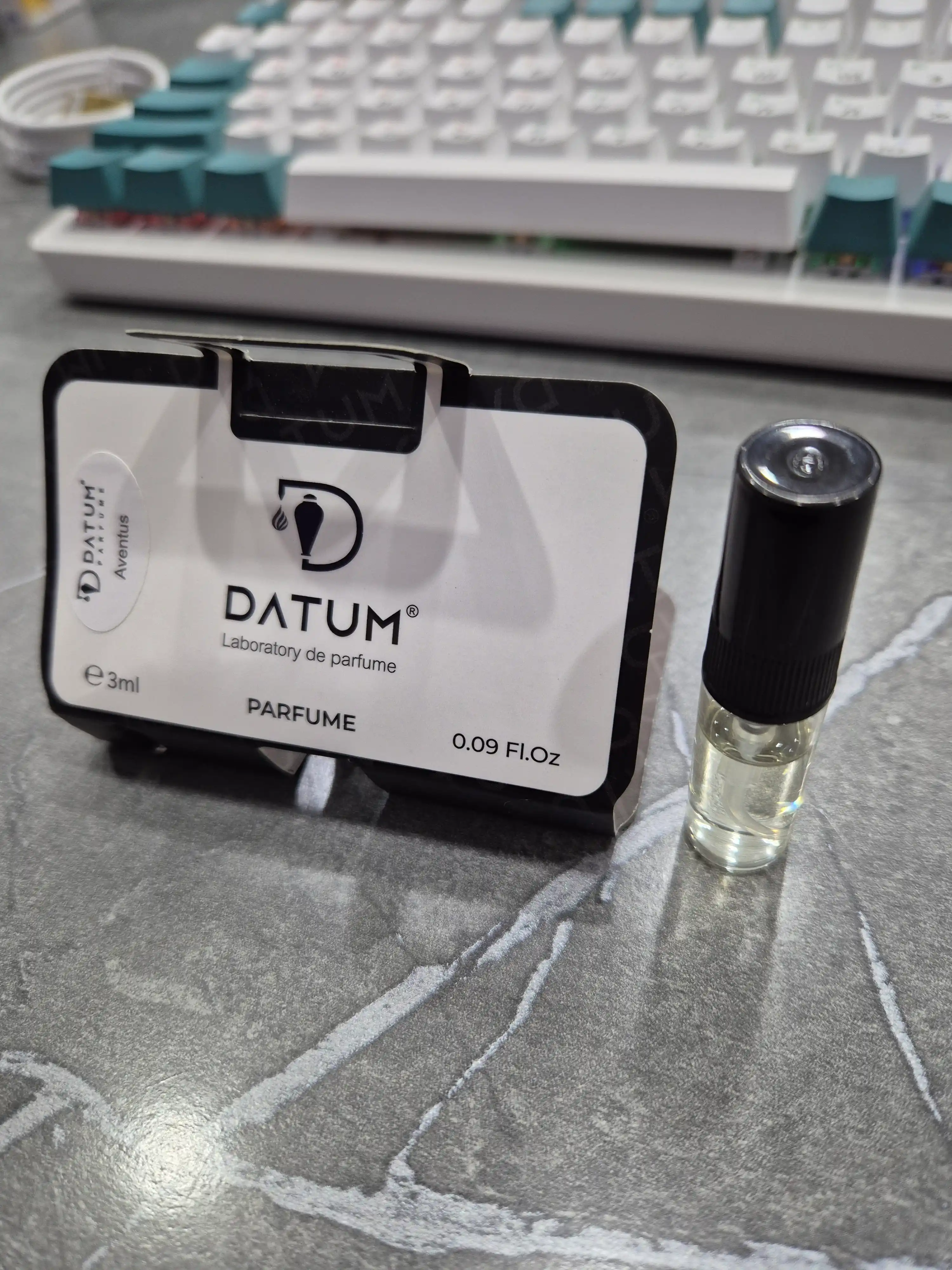 Erkaklar atiri Datum Parfume Aventus, ananas, bergamot, muskus va kedr bilan