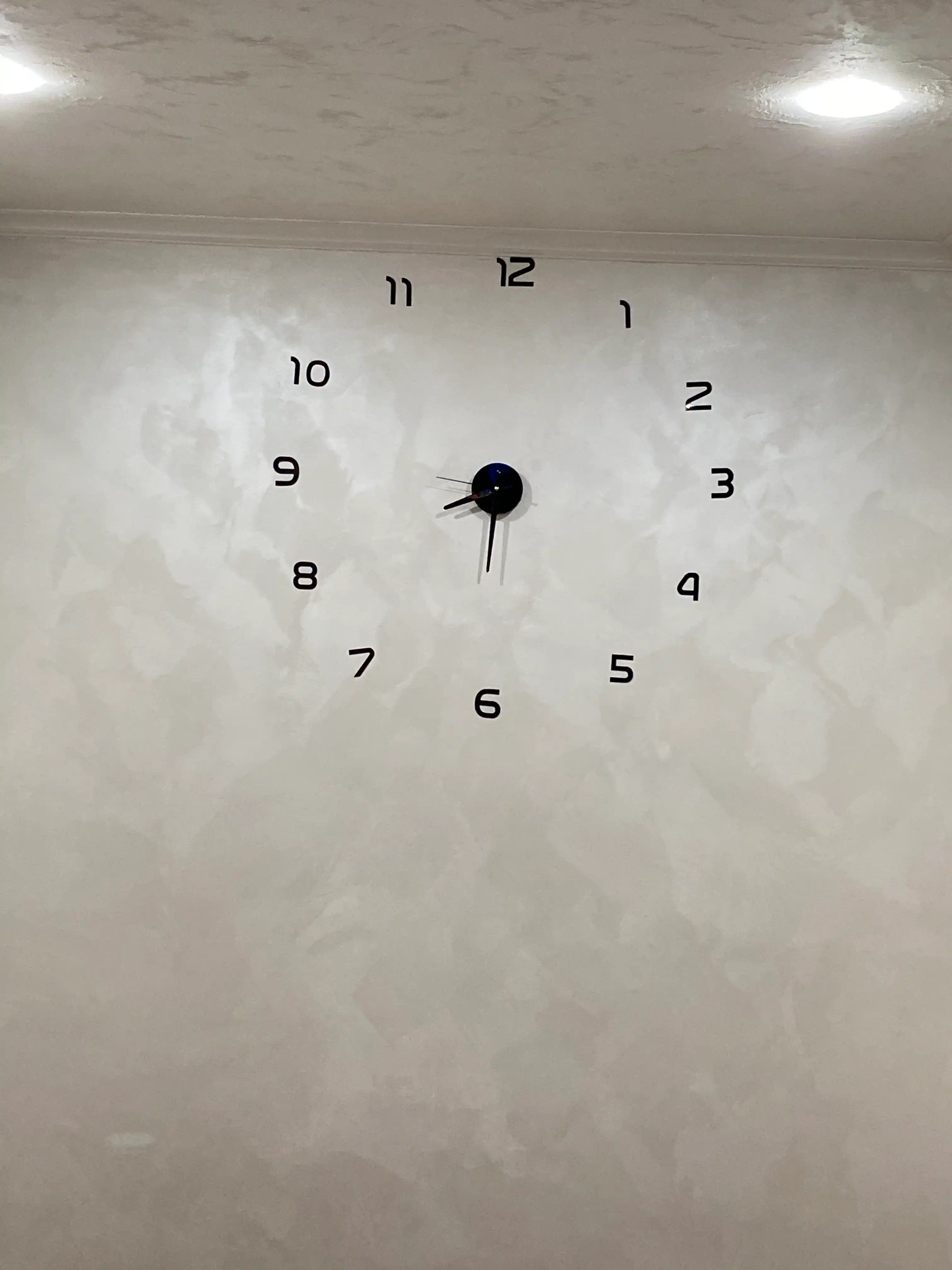 Devor soati kichik ramkasiz 3D, o'lchami 50x50 sm
