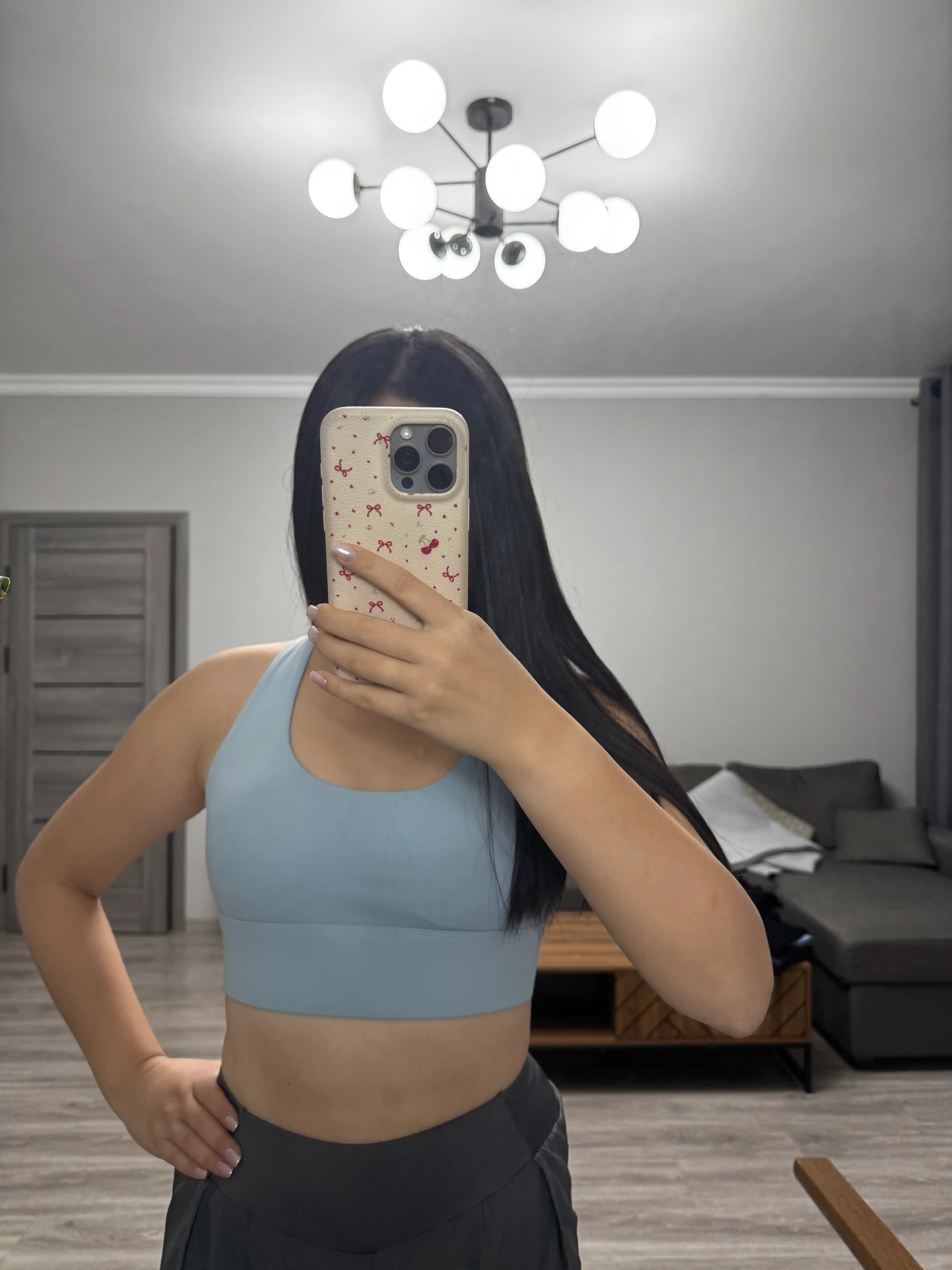 Ayollar fitnes uchun olinadigan chashkali sport to'pi