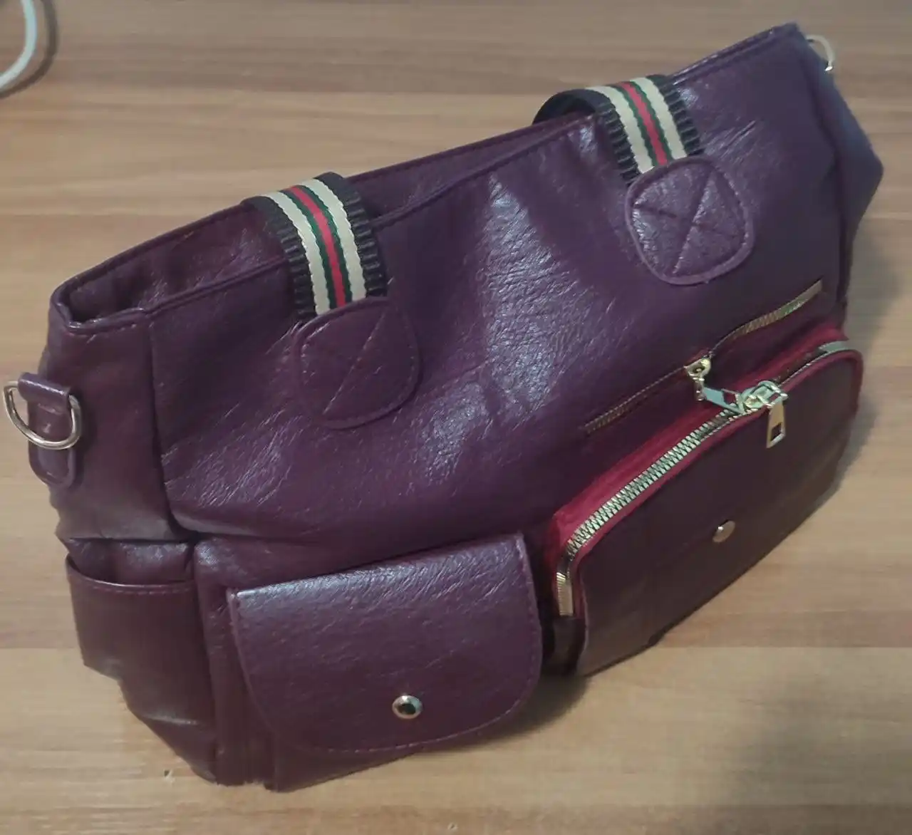 Ayollar sumkasi AURA, tout, shopper A4, krossbodi, yelkadan osiladigan sumka, ekocharm
