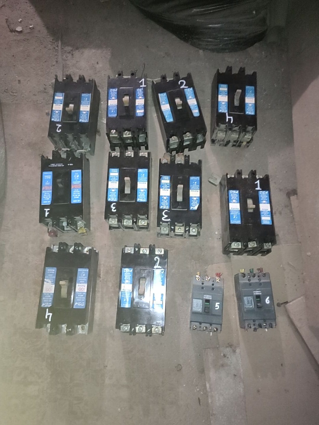 Megafon – оvoz kuchini his qiling, maksimal quvvat: 50 Vt