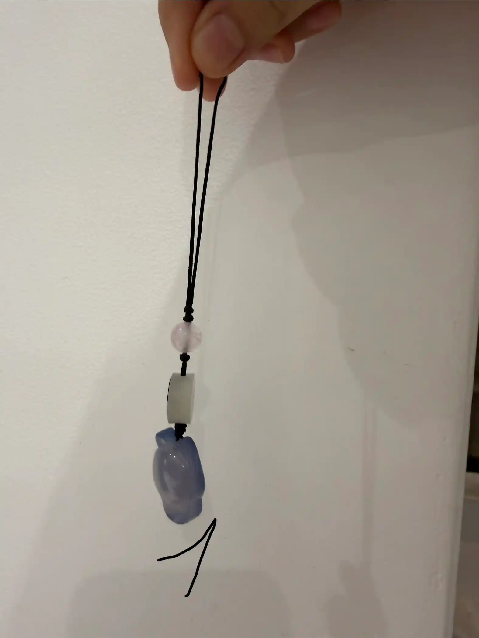 Uyali telefon, kalitlar uchun ijodiy yoqimli va murakkab ayol kalit zanjiri