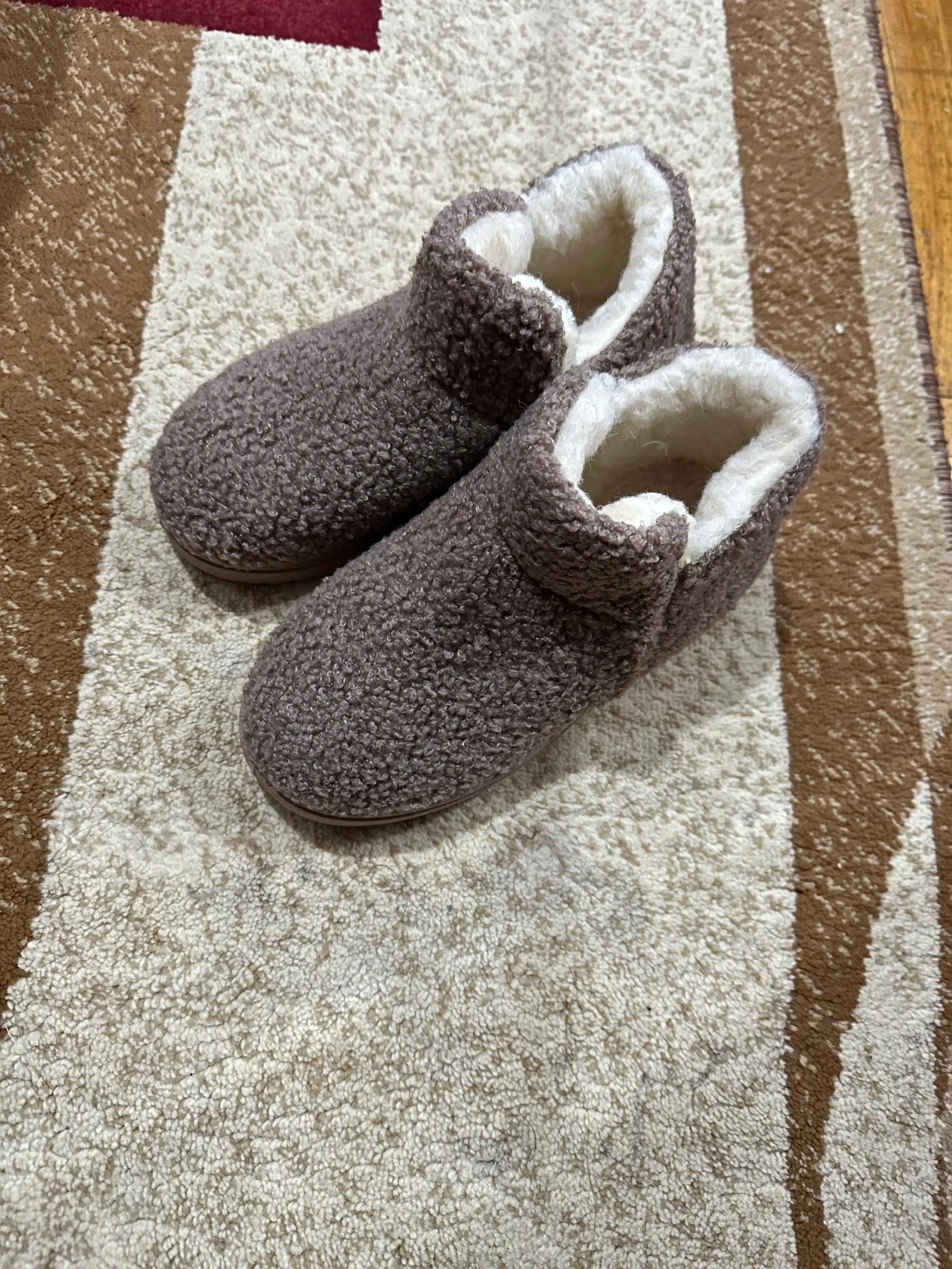 Ayollar uggilari DISHER WarmHug