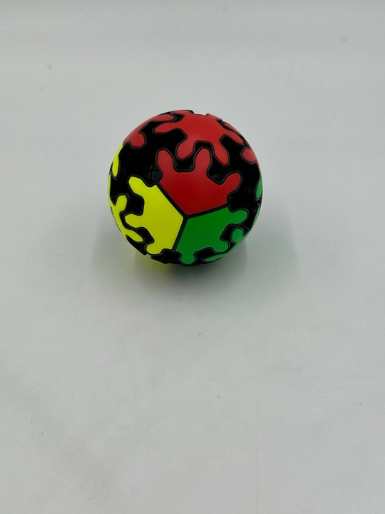 Megamix rubik kubik sfera shaklidagi