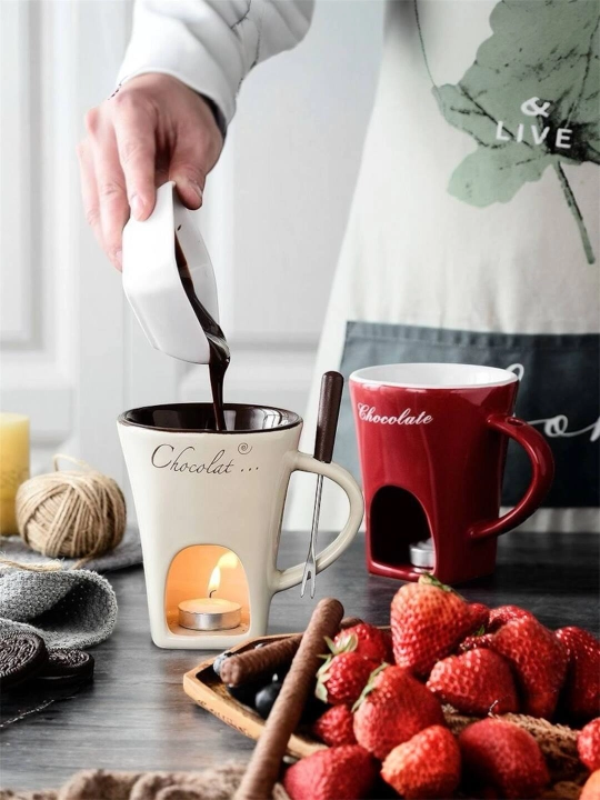 Chokolad erituvchi krujka,  fondyushnitsa, sovg‘a uchun, cham va vilka bilan