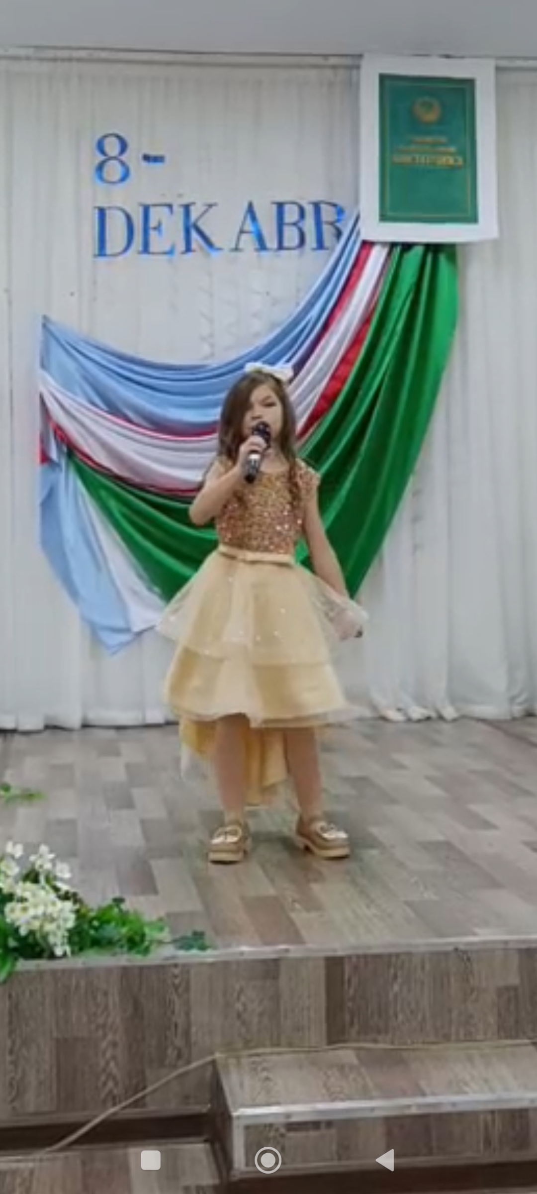 Праздничное платье для девочек