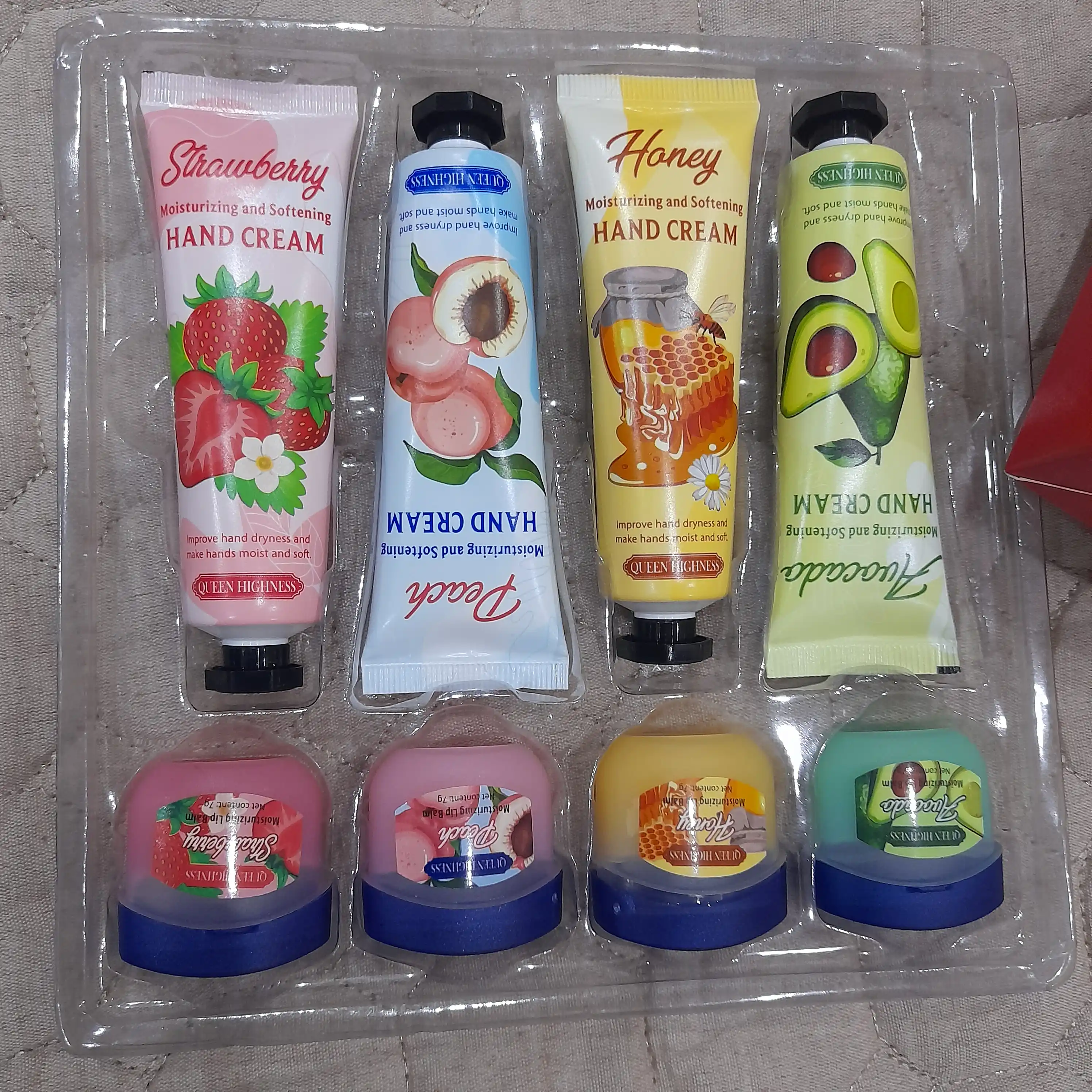 Sovg‘a to‘plami 8 ta 1 da: qo‘l kremi + himoya lab balzami