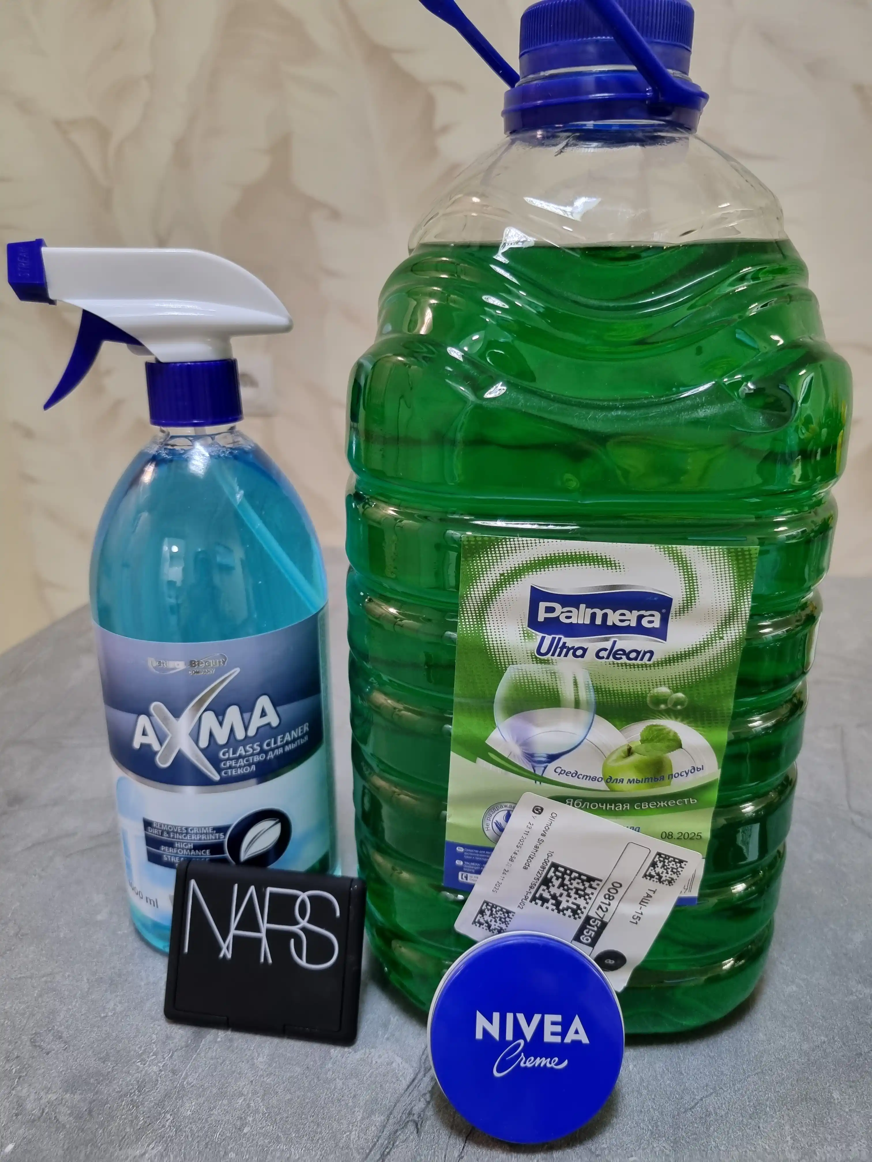 Средство для мытья стёкол Axma, Морская свежесть, 1 л