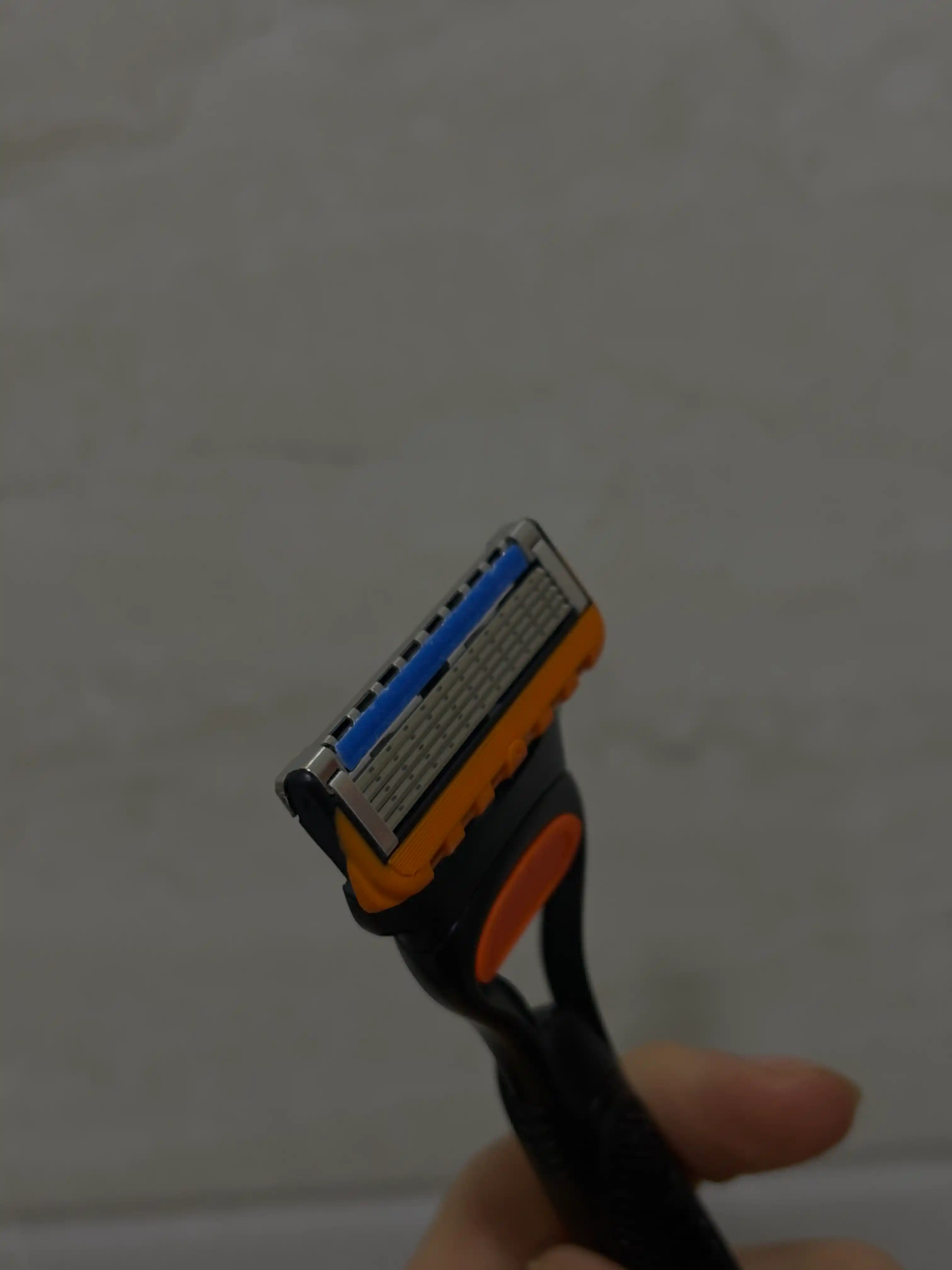 Gillette Fusion5 бритва c точным триммером для труднодоступных мест, 5 лезвий, + 2 кассеты