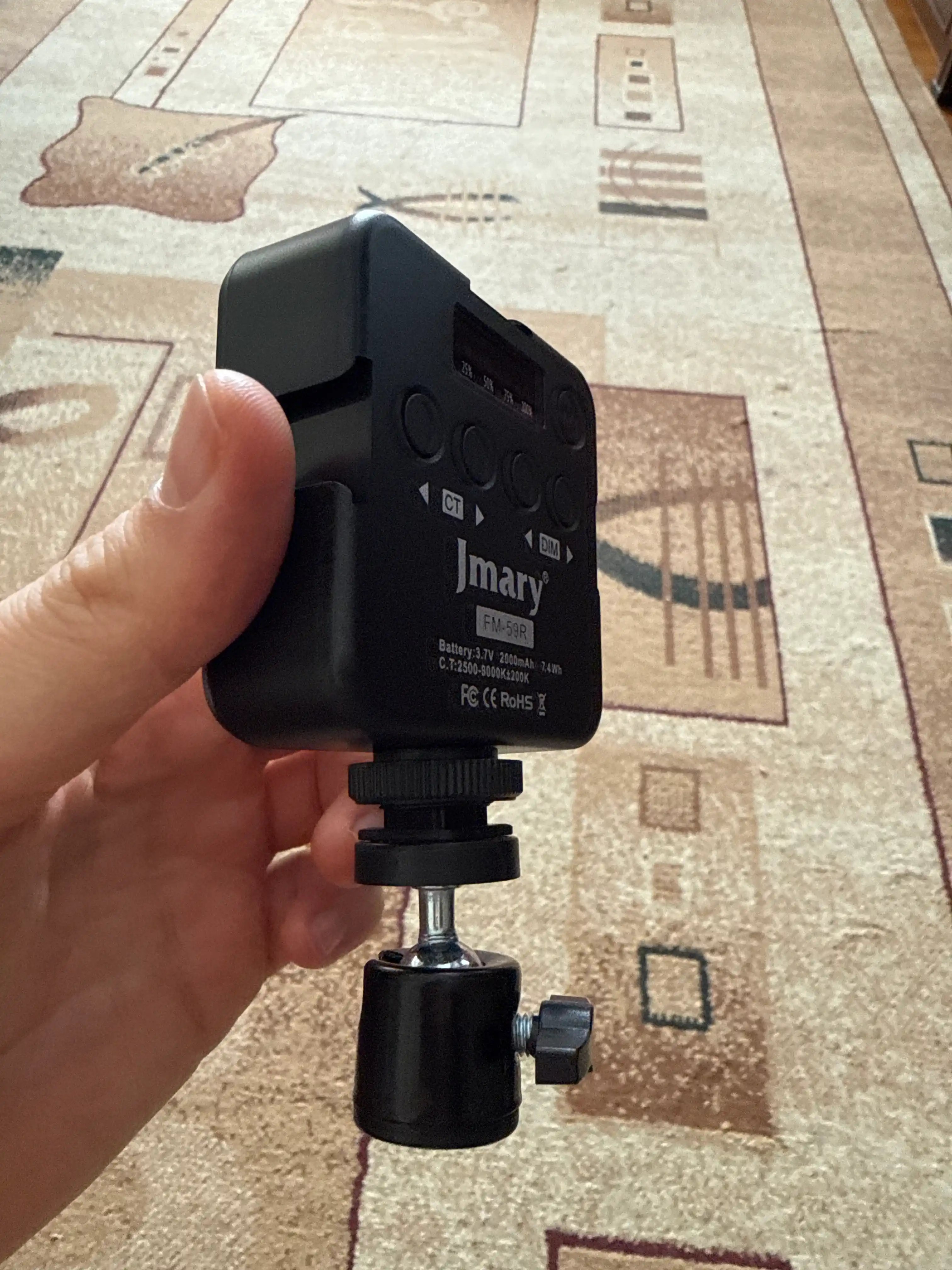 Foto va video suratga olish uchun Jmary FILL-59R LED portativ video chirogi