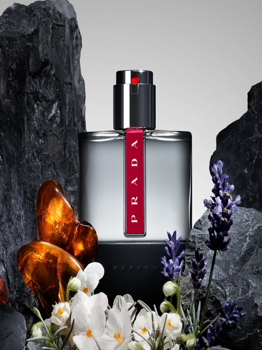 Parfyumlangan suv Prada Luna Rossa Ocean