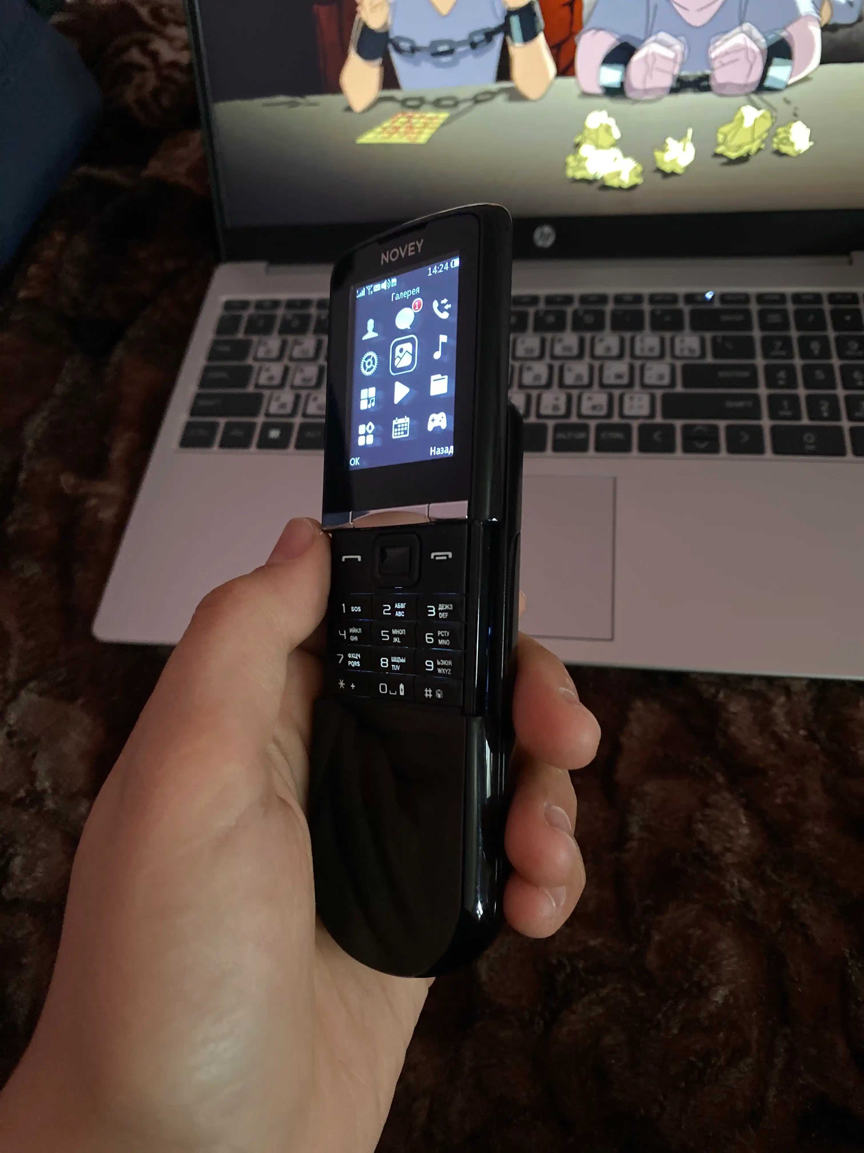 Tugmali telefon Novey N880, 2 sim karta, kafolat 1 yil