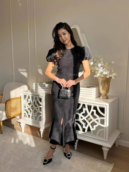 Ayollar uchun chiroyli kechki tweed ko‘ylak
