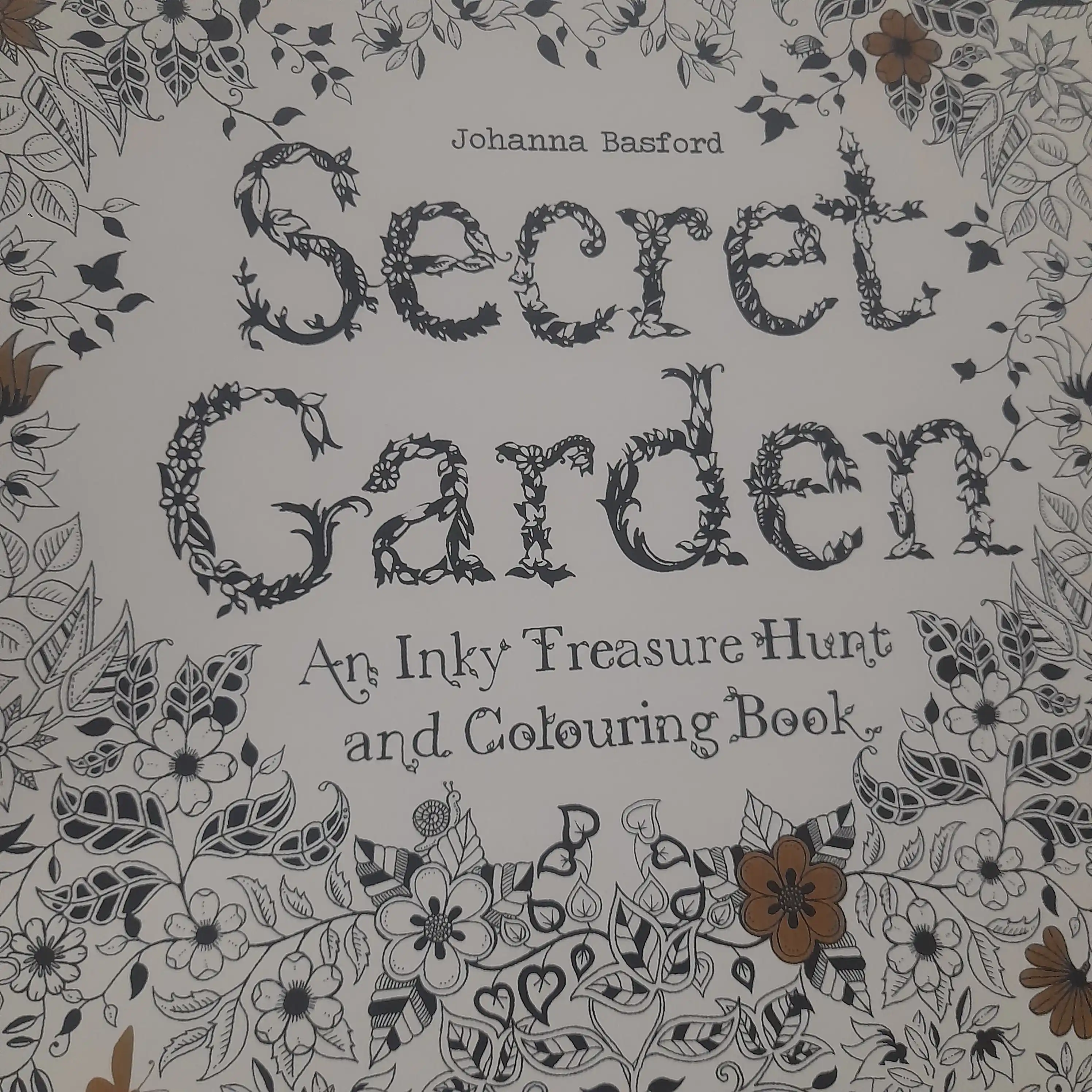 Mandala, anti-stress, boyash kitobi, raskraska, kattalar uchun, 96 bet, Secret garden