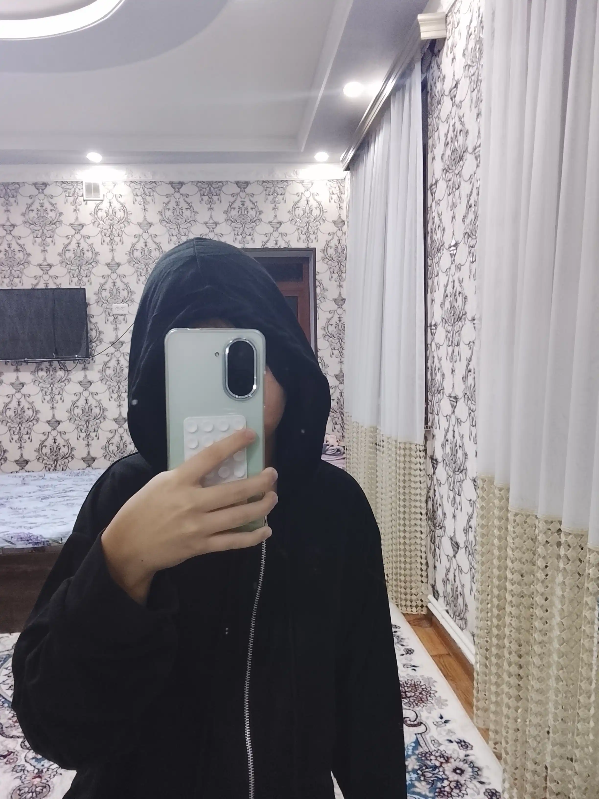 Ayollar yashin ustidagi xudi, kapyushonli, oversize, sportcha qalin kiyim