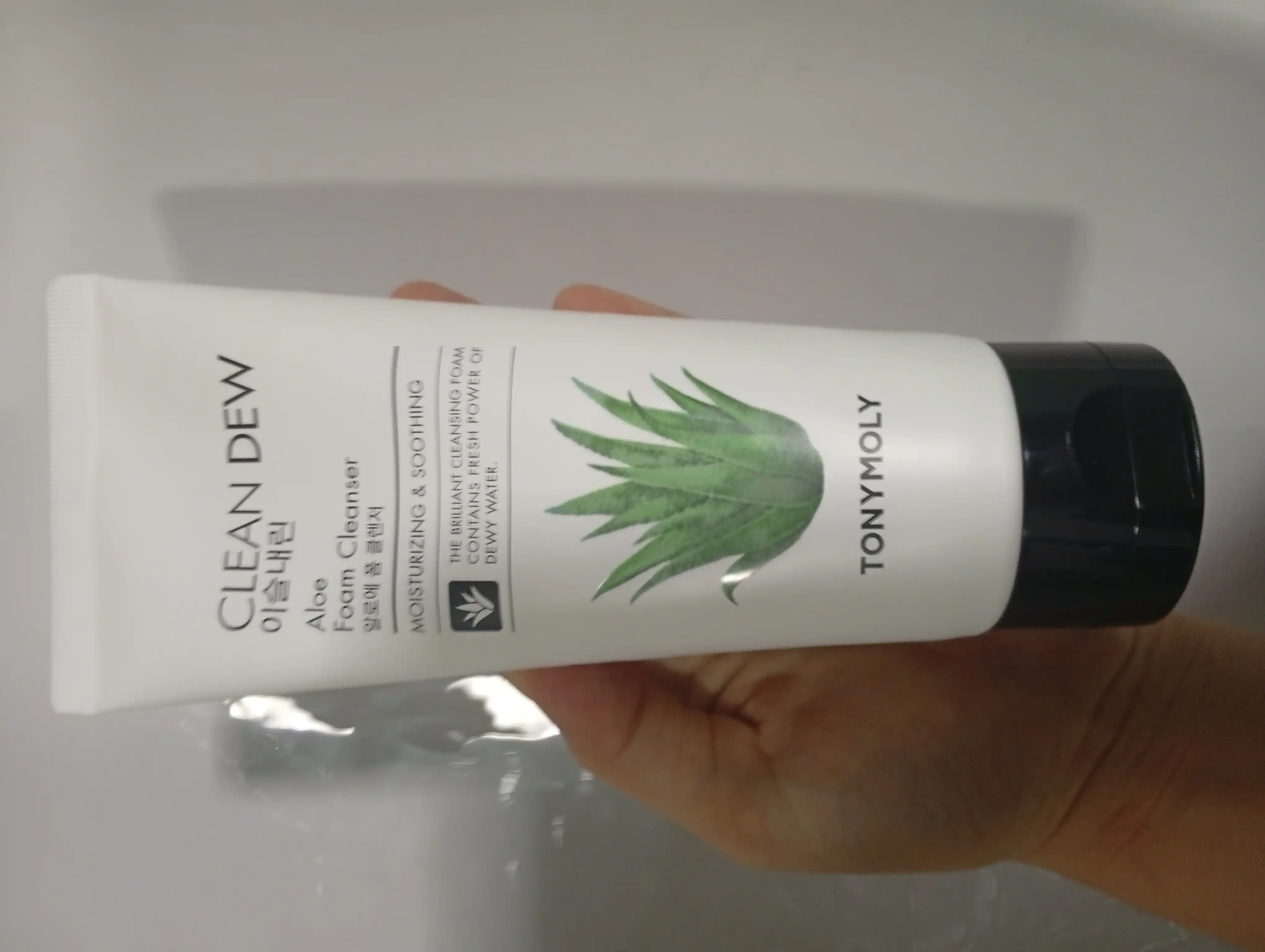 Пенка для лица TonyMoly Clean Dew, алое, 180 мл