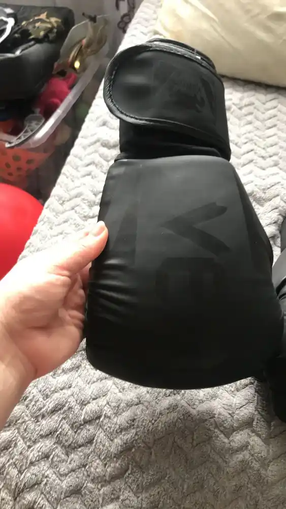 Боксерские перчатки Venum, тренировочные для спарринга и снарядов, 10-14 OZ