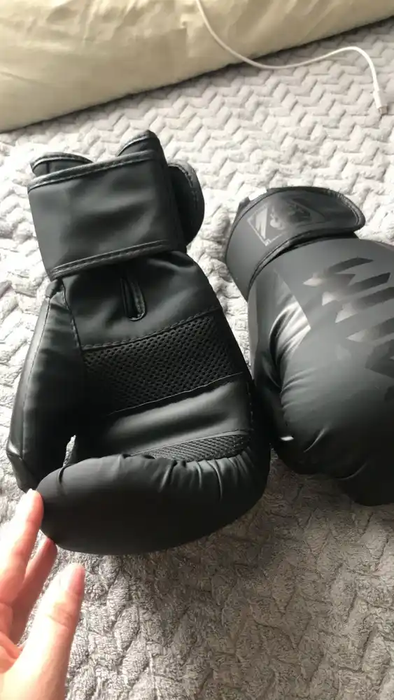 Боксерские перчатки Venum, тренировочные для спарринга и снарядов, 10-14 OZ