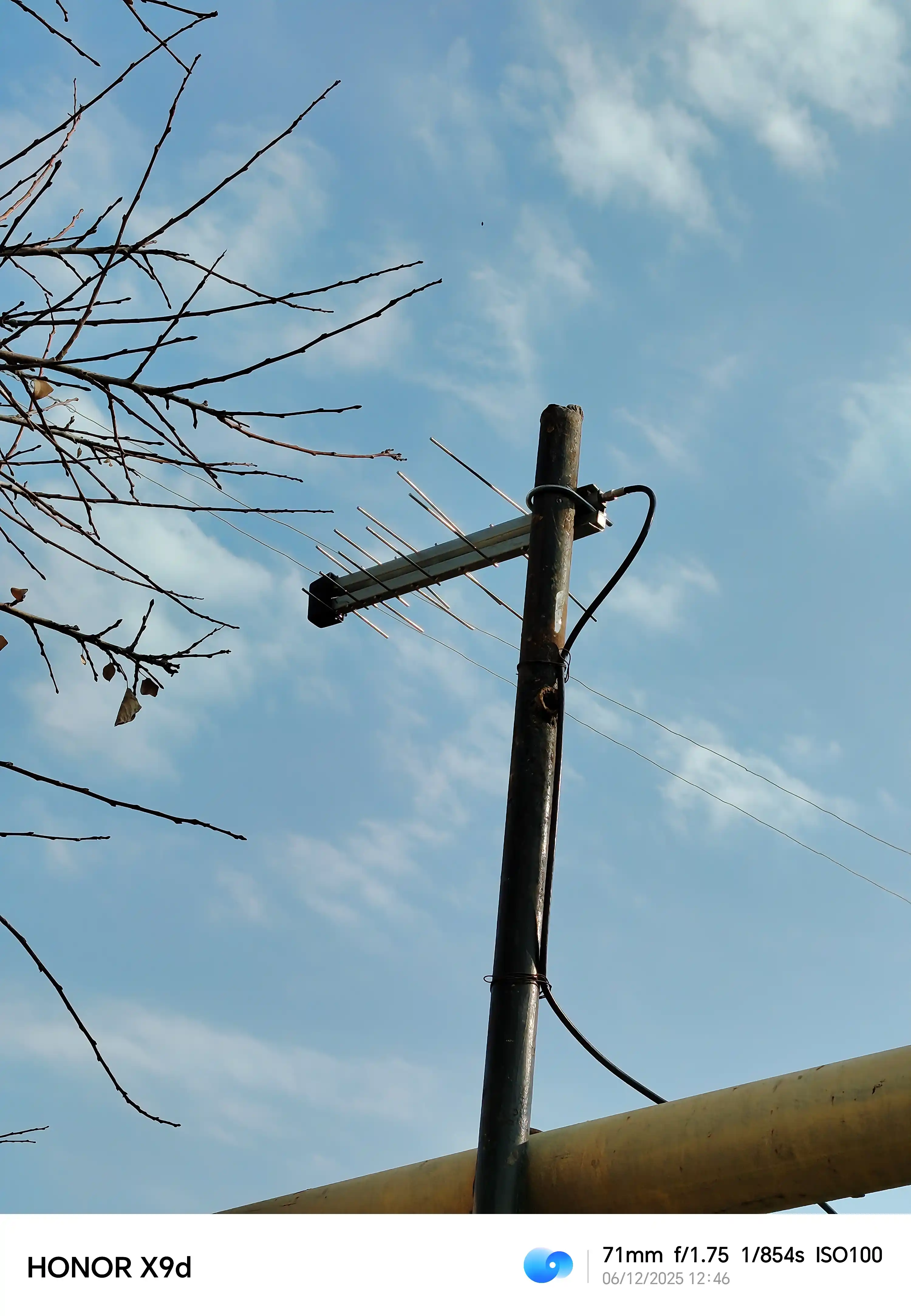 O'zbekiston kanallari uchun zanglamas ixcham antenna DIGITALMINI. +10/20m. kabeli bilan