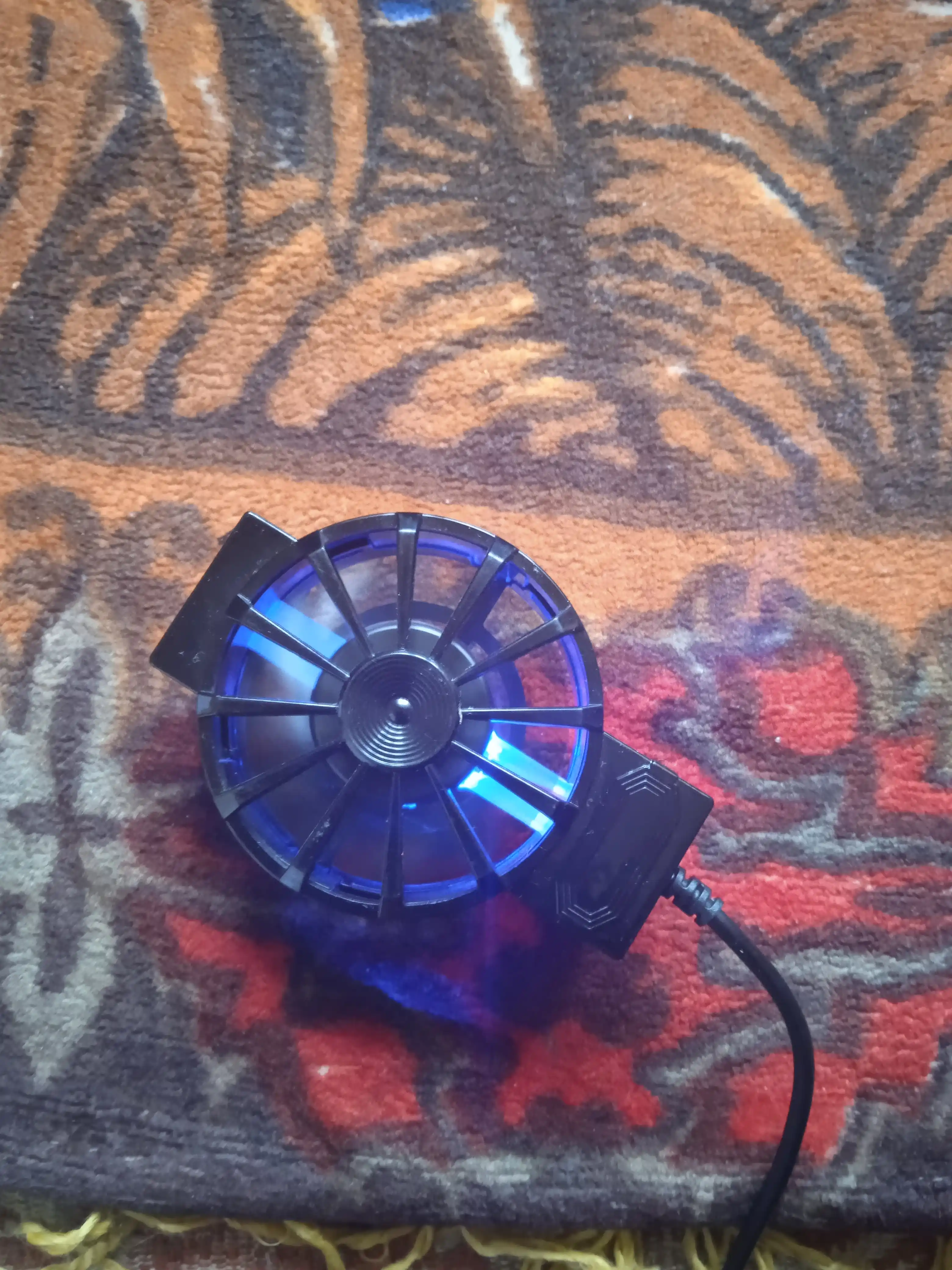 Telefon uchun kuler, sovutish va PUBG oyinlar uchun